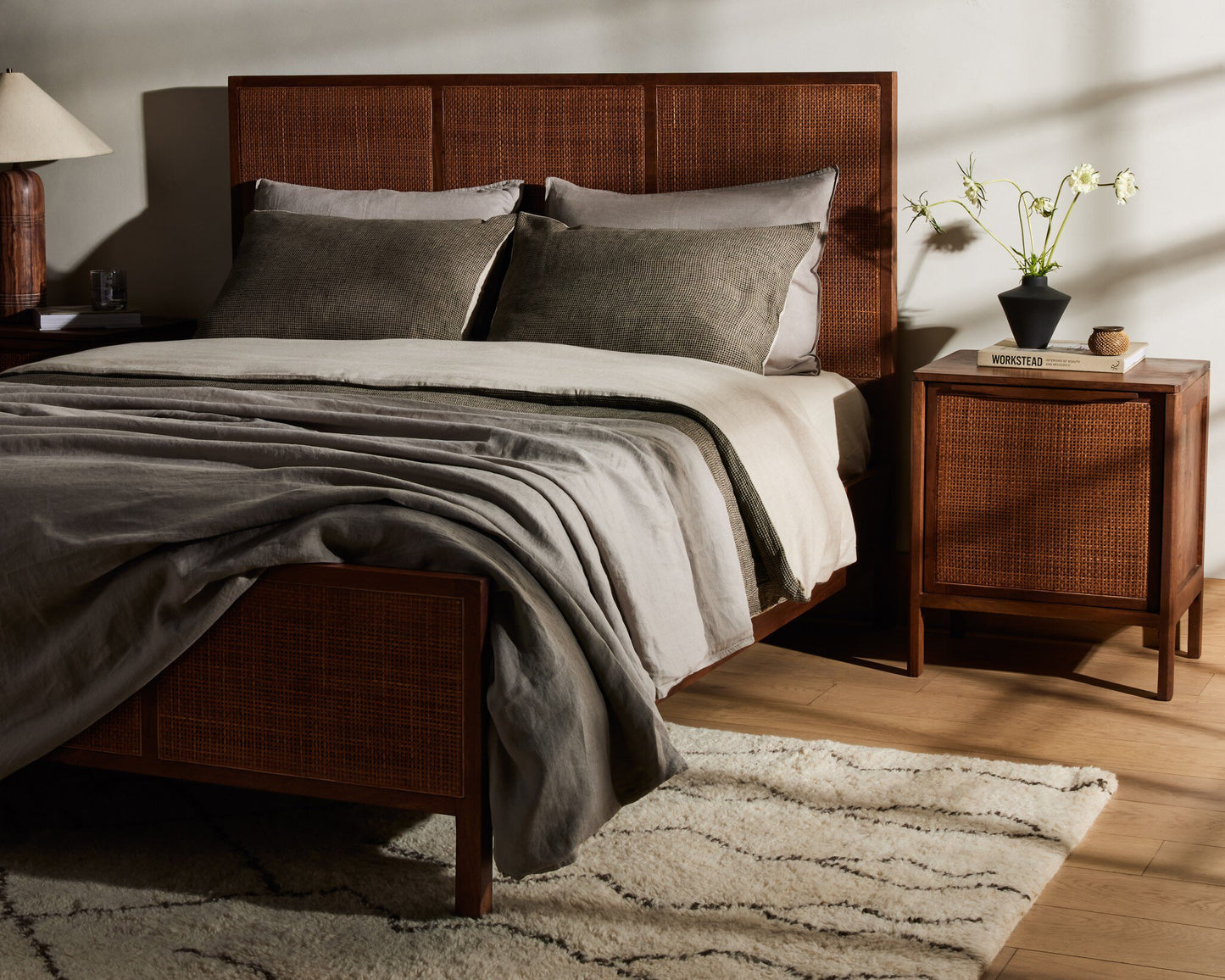 Sydney King Bed - Brown Wash.