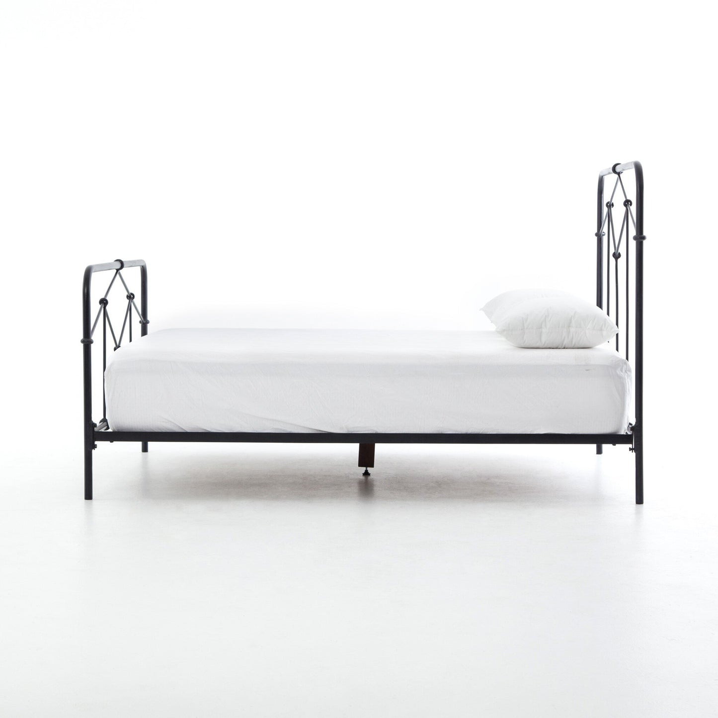 Casey King Bed - Sandblasted Vintage Black.
