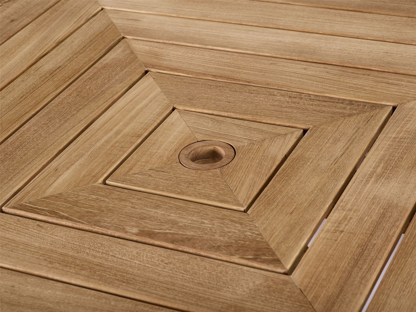 Chesapeake Round Dining Table.