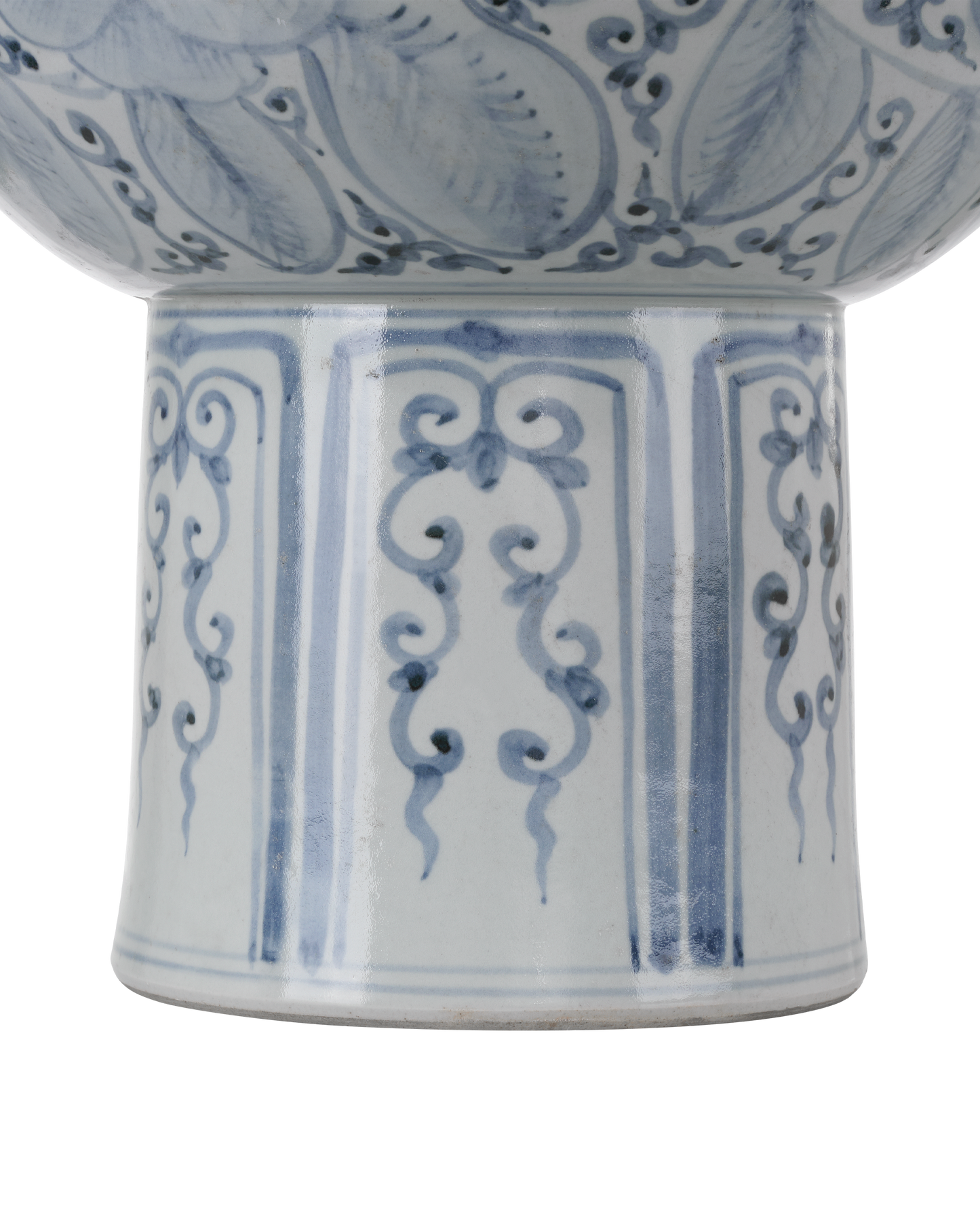 Ming Offering Pedestal Bowl.