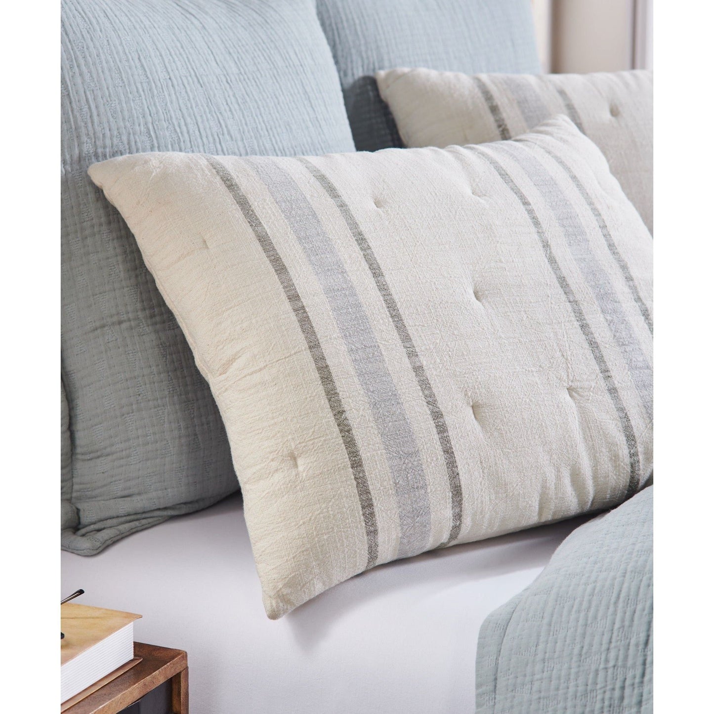 Collins Quilt - Limestone.