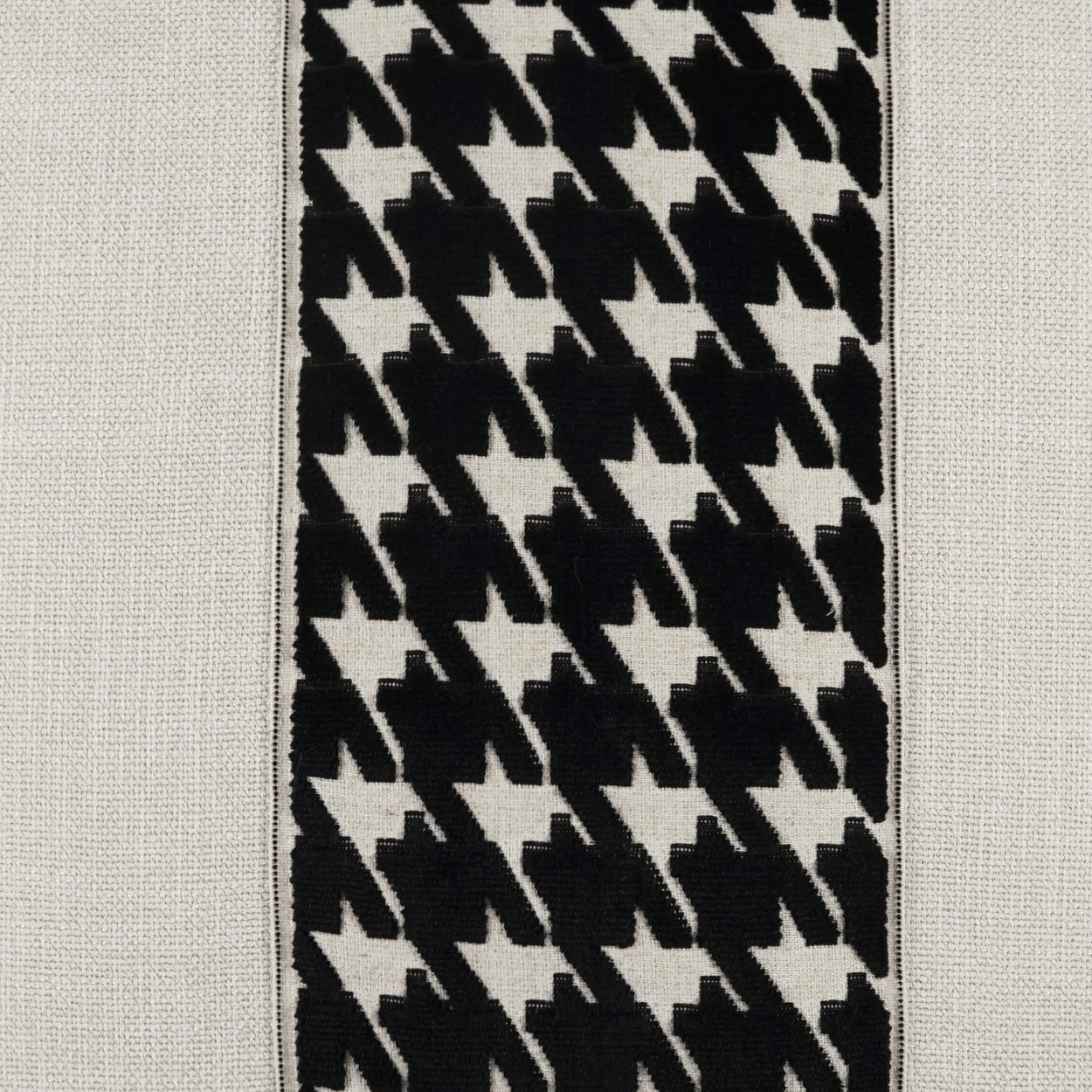 Ennis-Jet Pillow - 24