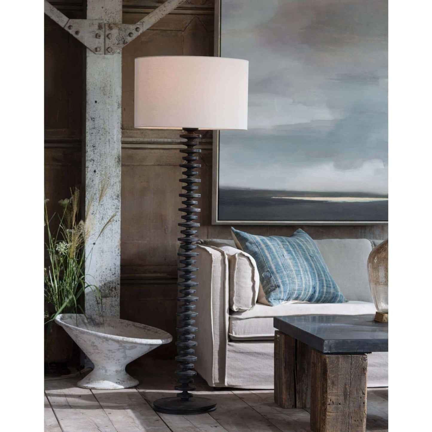 Fishbone Floor Lamp (Ebony).