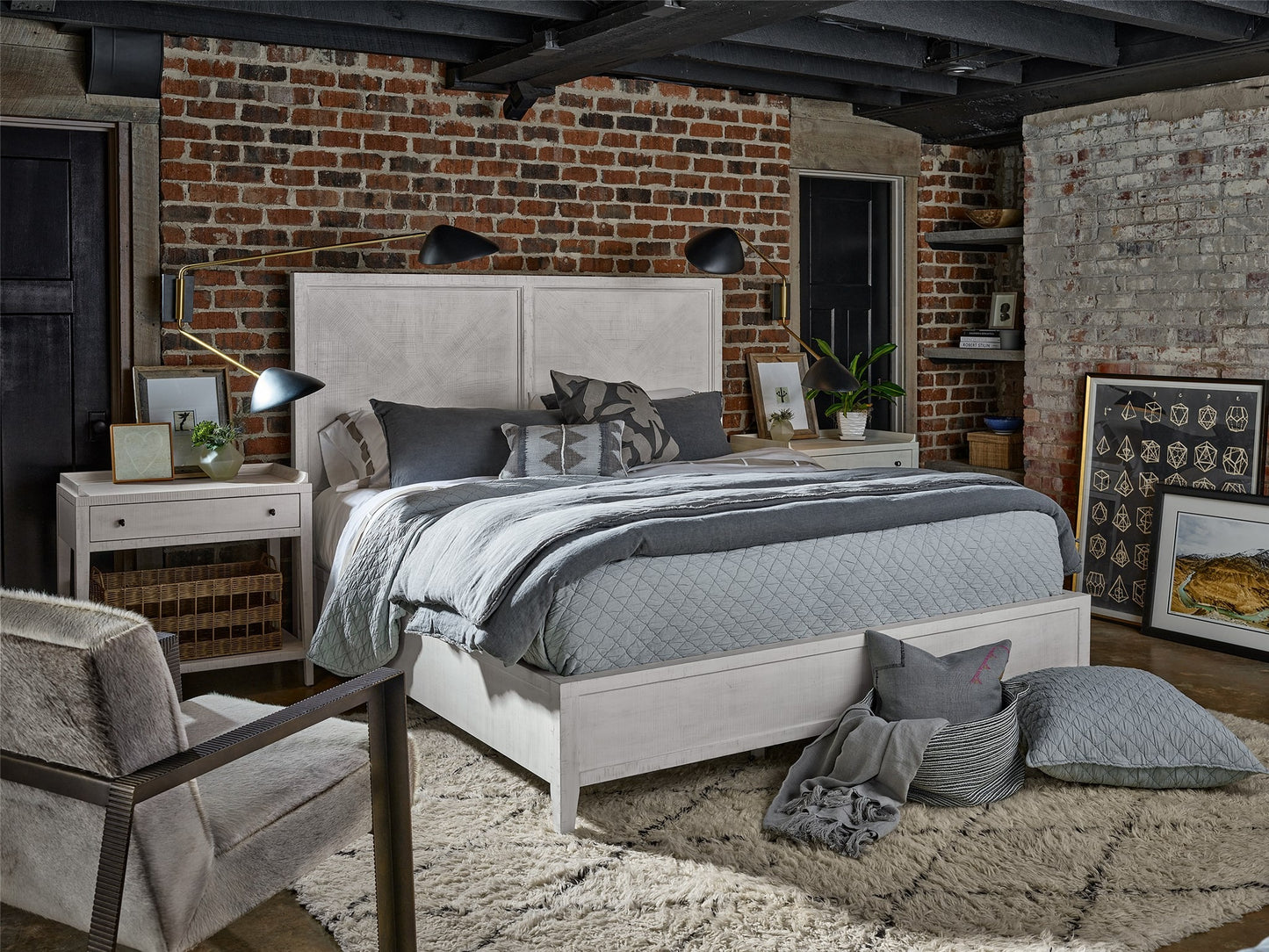 Ames Queen Bed.