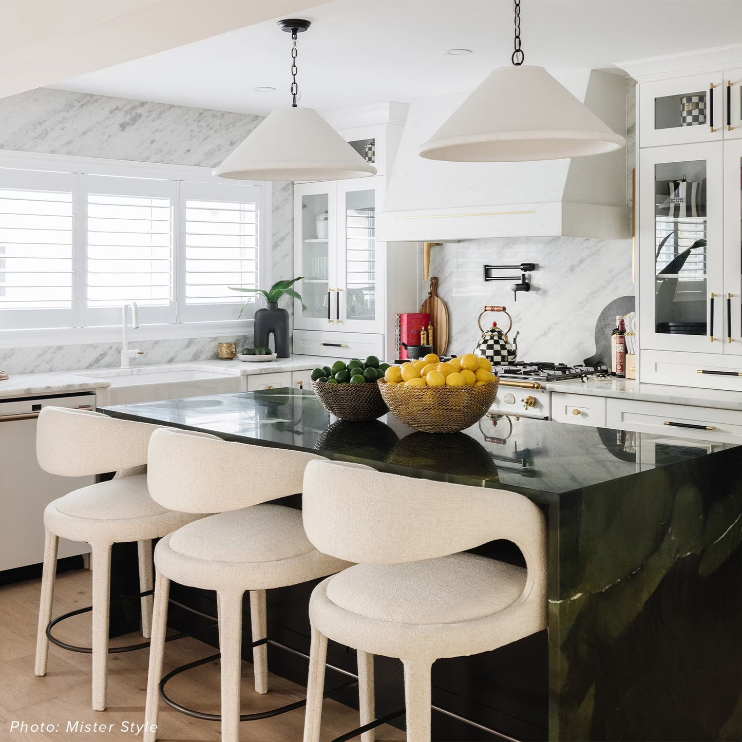 Billie Concrete Pendant Large.