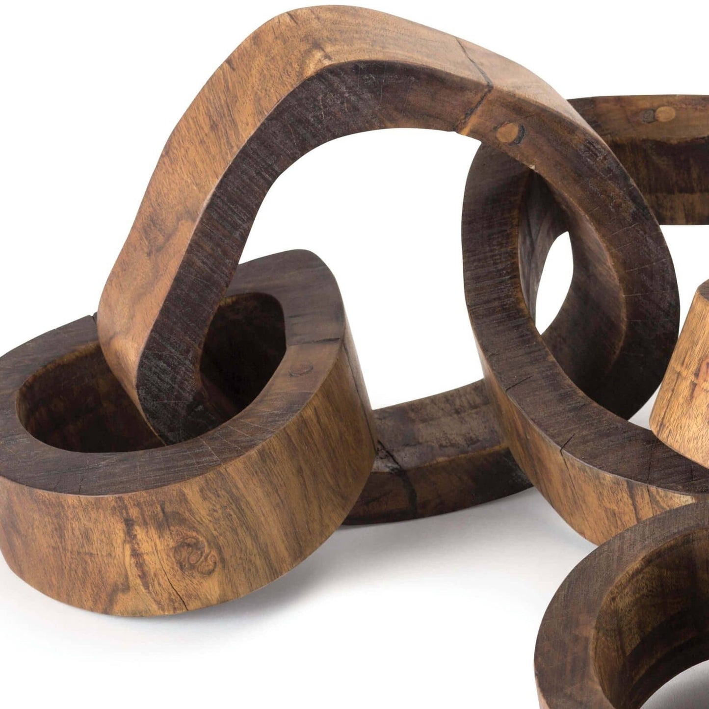 Wooden Links Centerpiece.