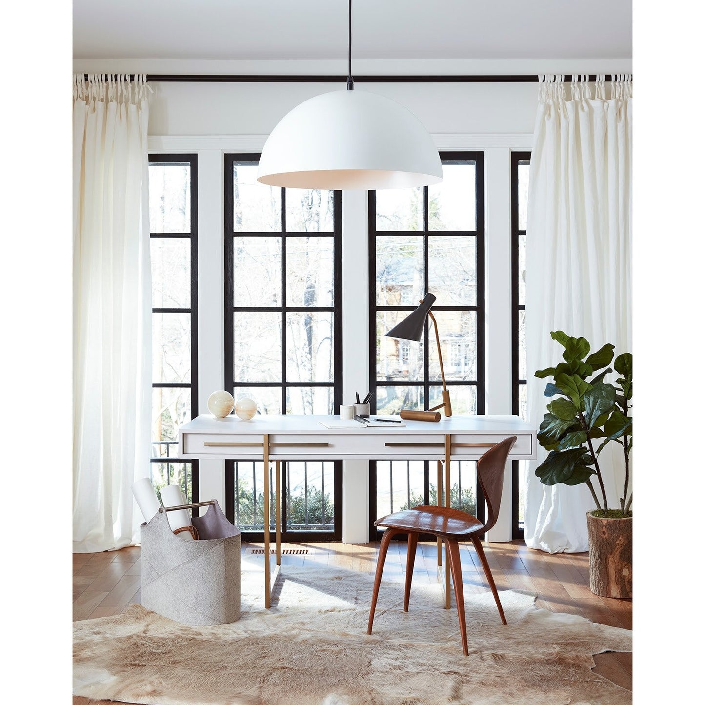 Andres Hair on Hide Basket (Grey).