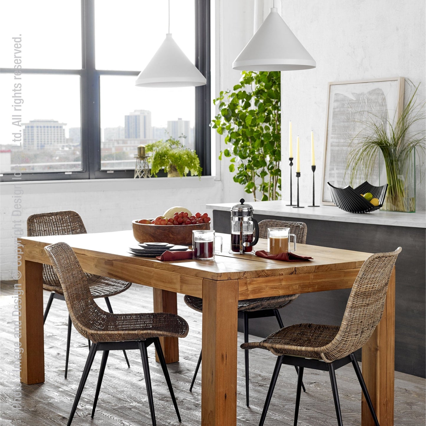 Jasper™ Taper Holder 9 in..