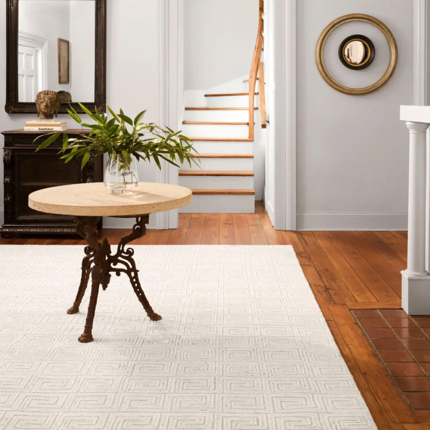 Hand Tufted Capital Rug - CAP03.