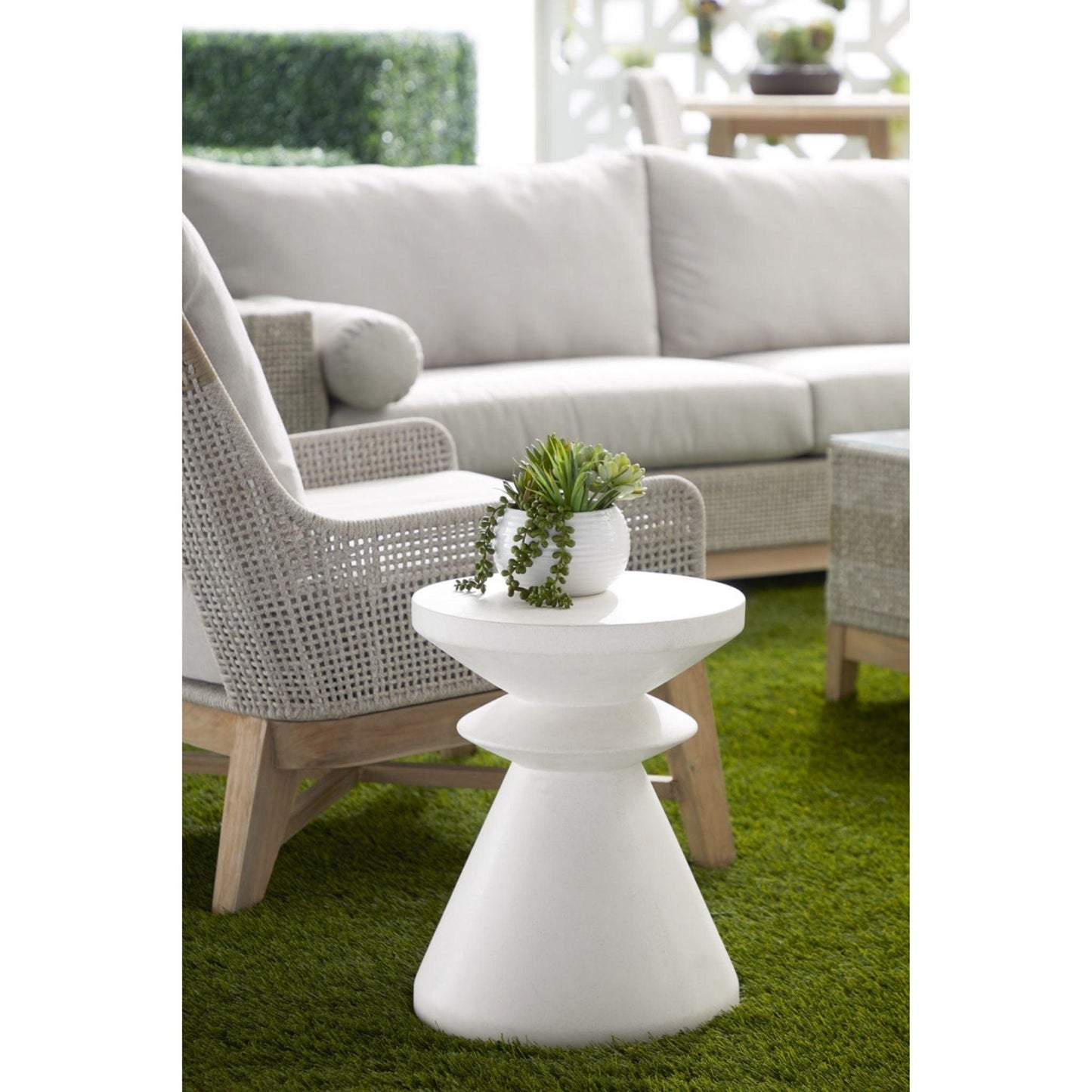 Pawn Accent Table.