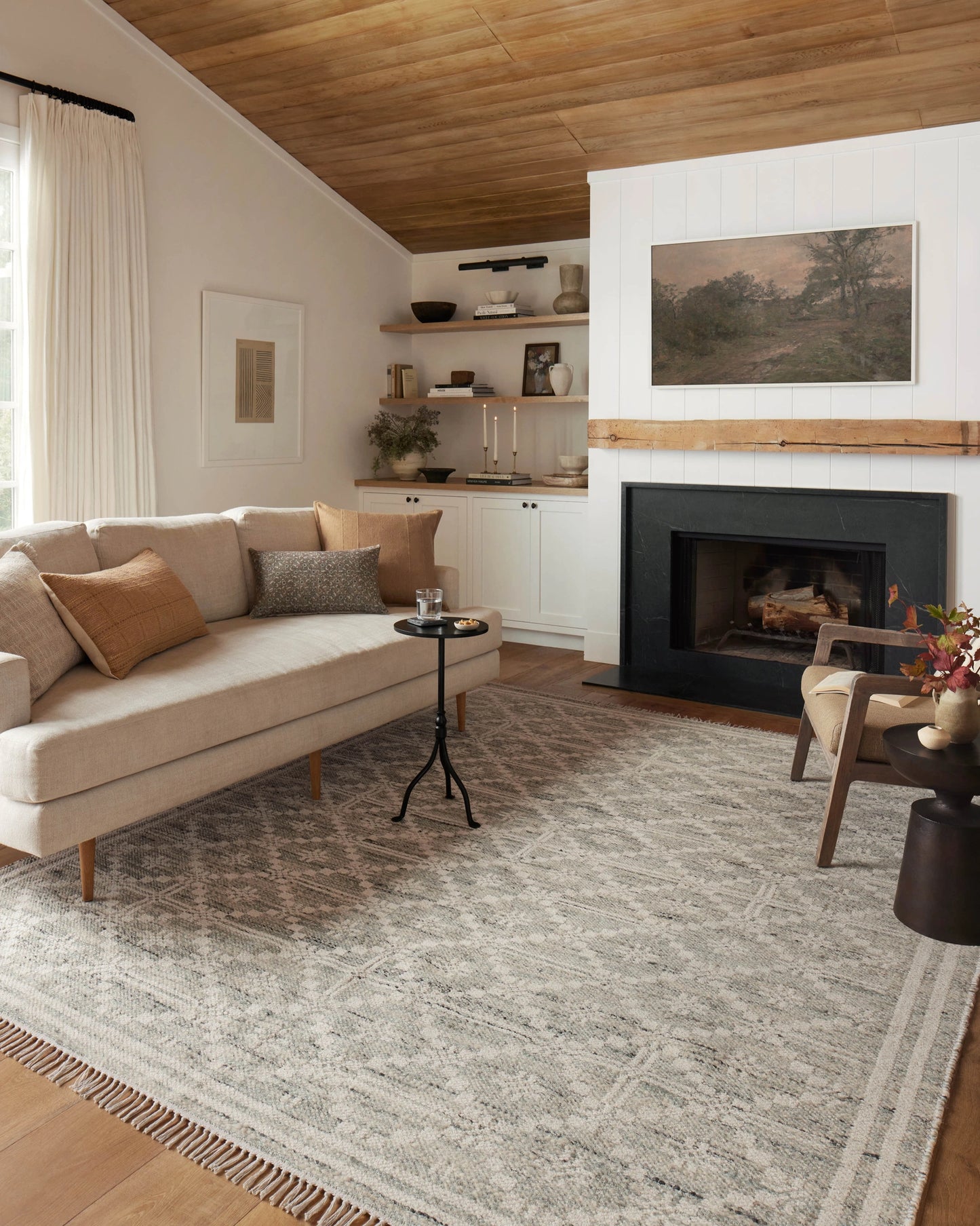 Angela Rose x Loloi Rivers Lagoon / Ivory 7'-9" x 9'-9" Area Rug