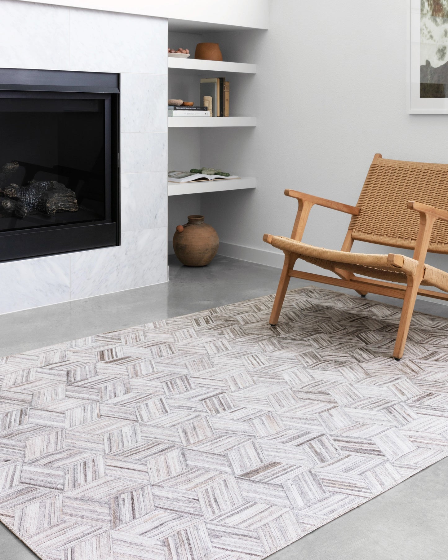 Loloi Maddox Lt Grey / Ivory 2'-6" x 7'-6" Runner Rug