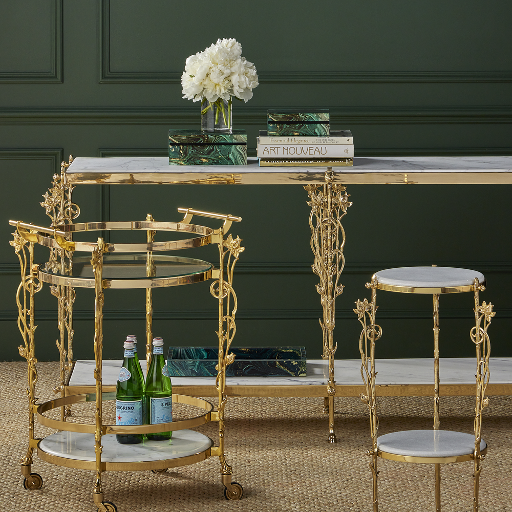 
                      
                        Interstellar Green Tray.
                      
                    