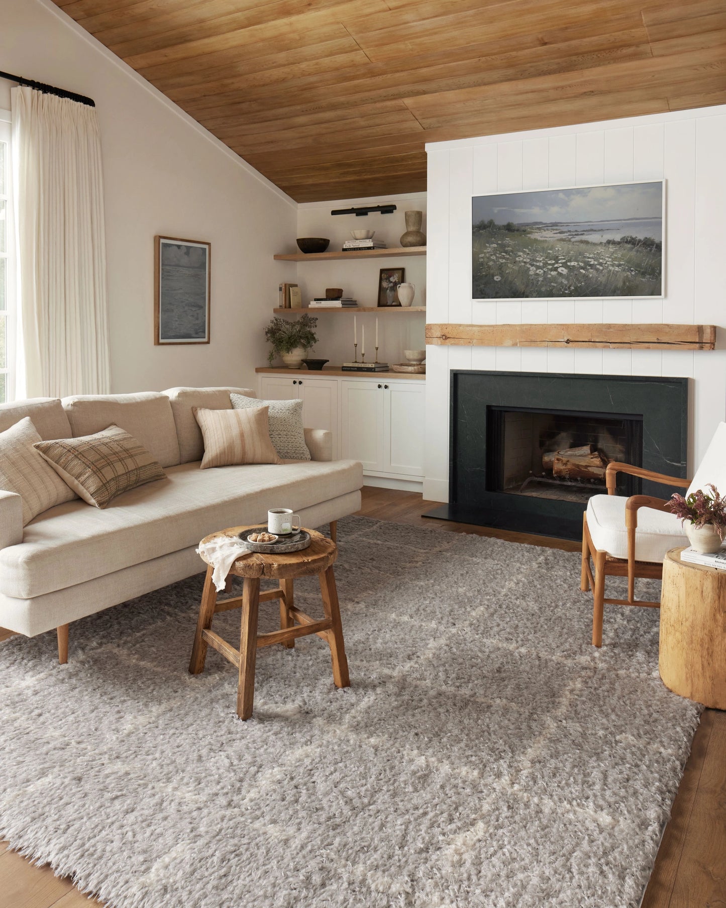 Angela Rose x Loloi Amira Silver / Ivory 9'-2" x 12'-6" Area Rug