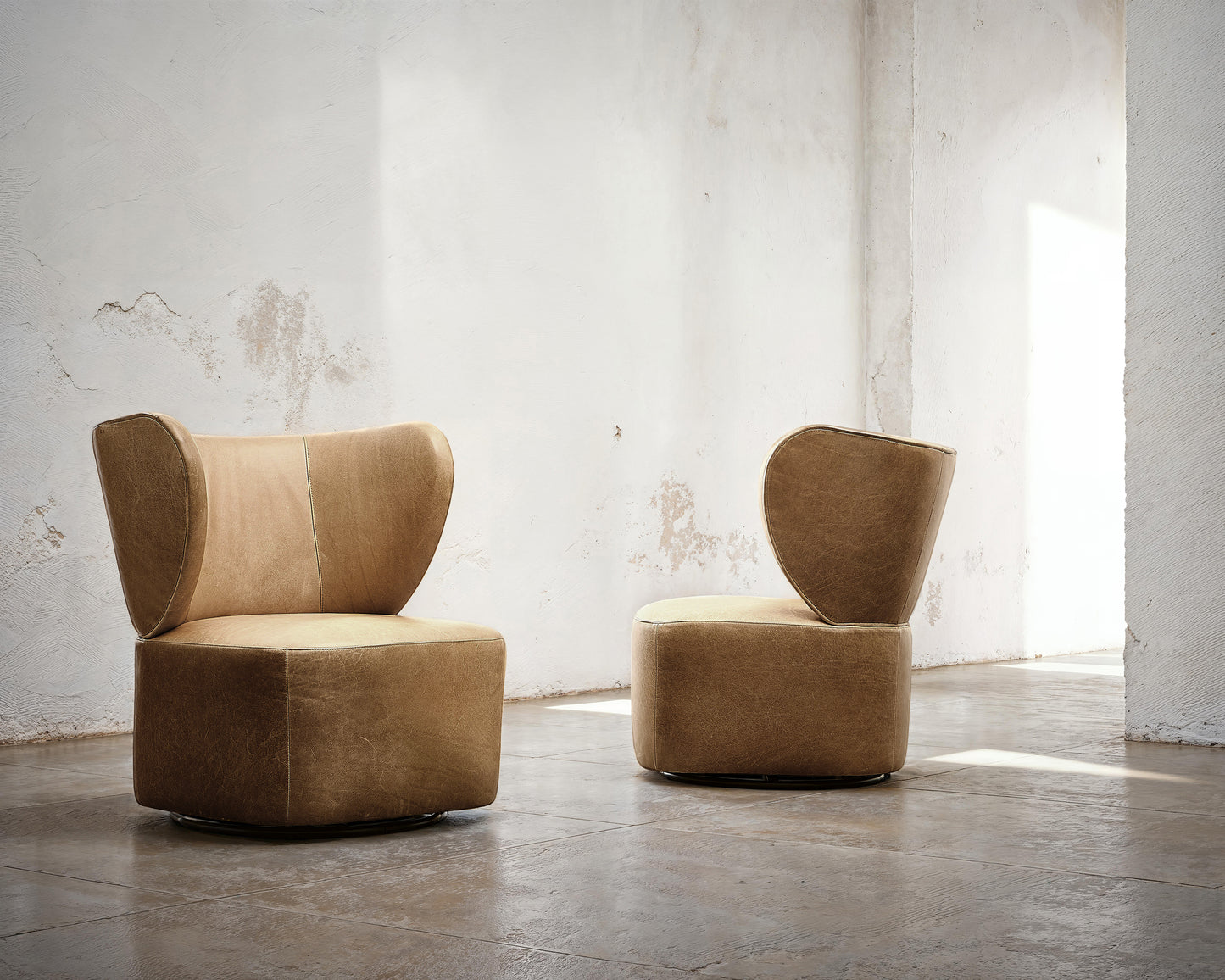 Oliver Custom Quick Ship Swivel Chair - Leather