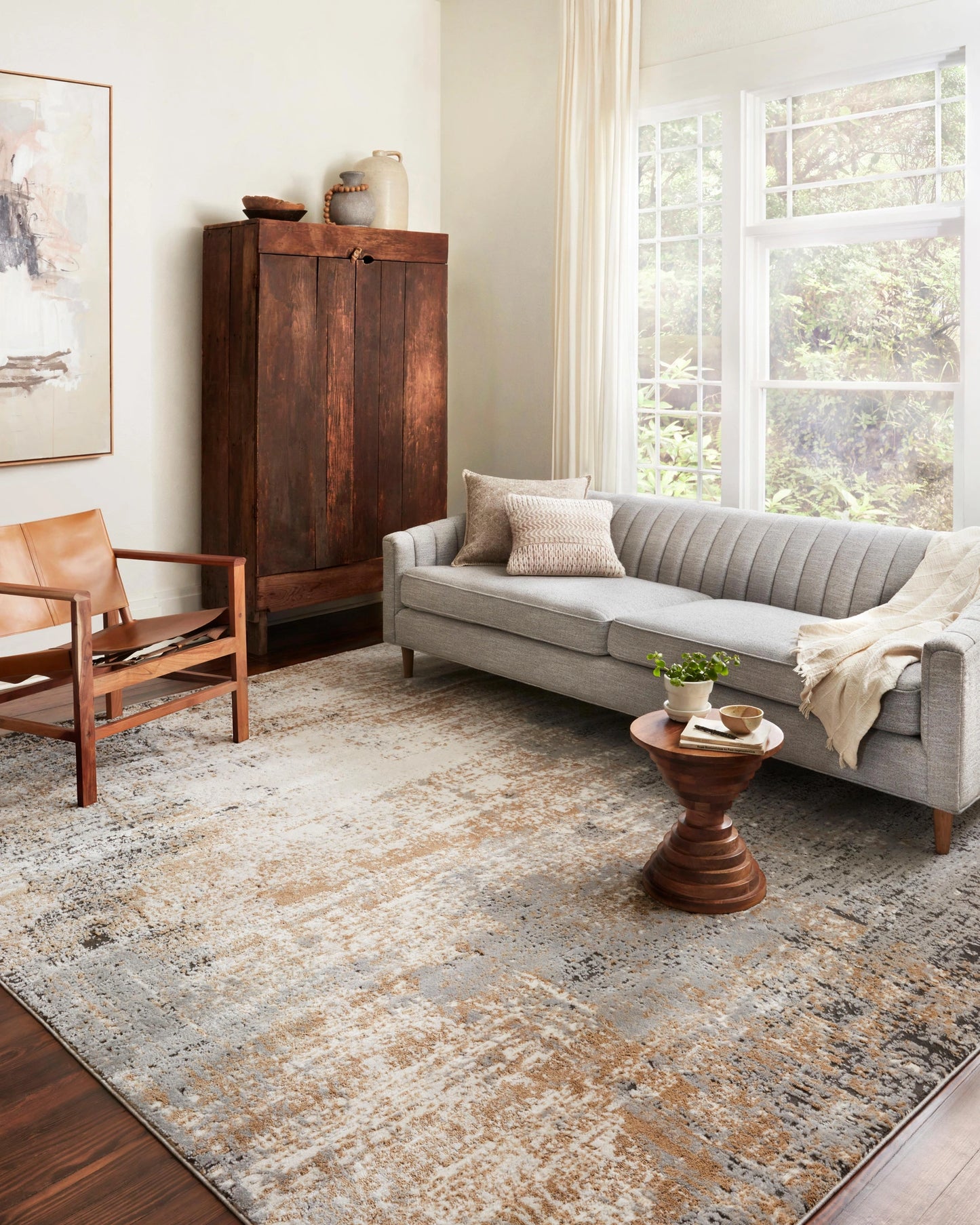 Loloi Bianca Stone / Gold 18" x 18" Sample Rug