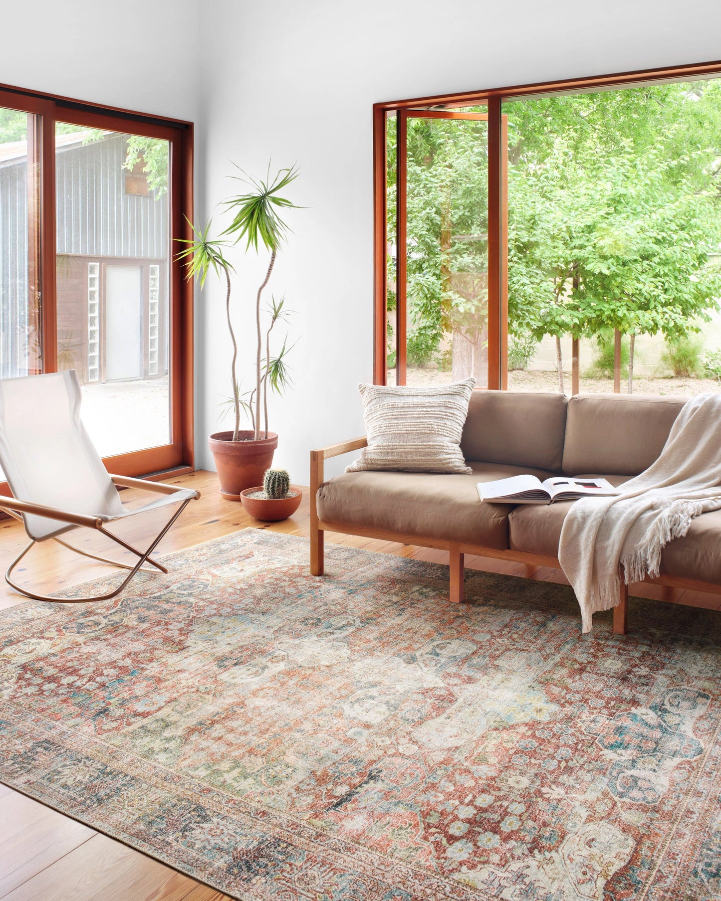 Loloi Loren Brick / Multi 8'-4" x 11'-6" Area Rug