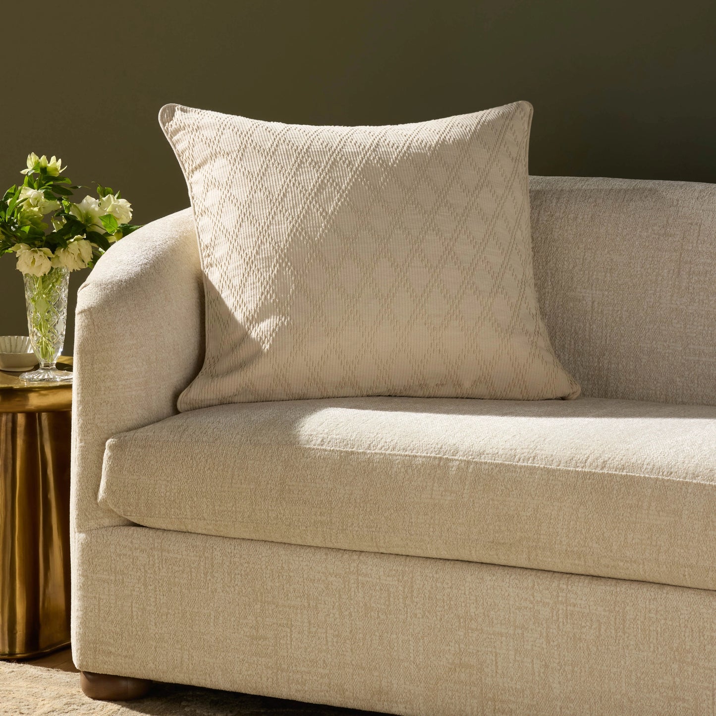 Chris Loves Julia x Loloi Cary Ivory 26'' x 26'' Cover w/Down Pillow