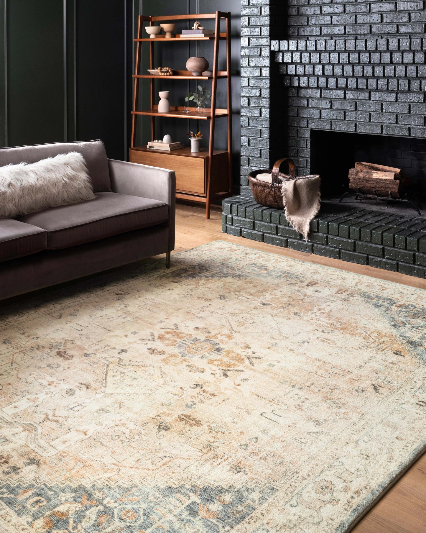 Loloi Rosette Clay / Ivory 18" x 18" Sample Rug