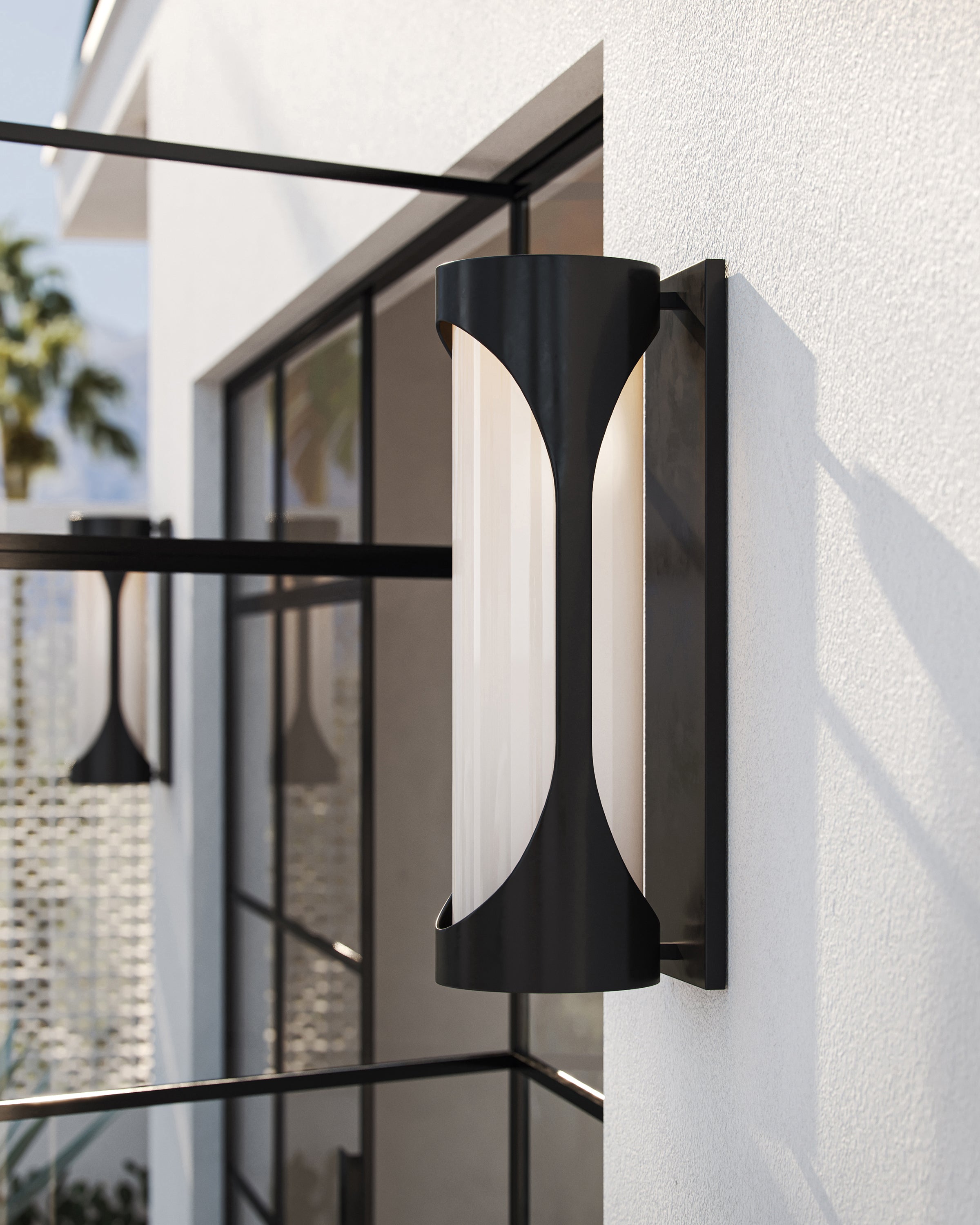 Swale Large Outdoor Wall Sconce - Thumbnail 2