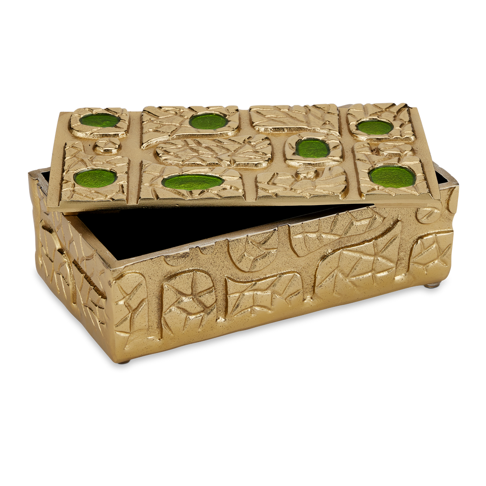 
                      
                        Beau Monde Gold & Green Box.
                      
                    