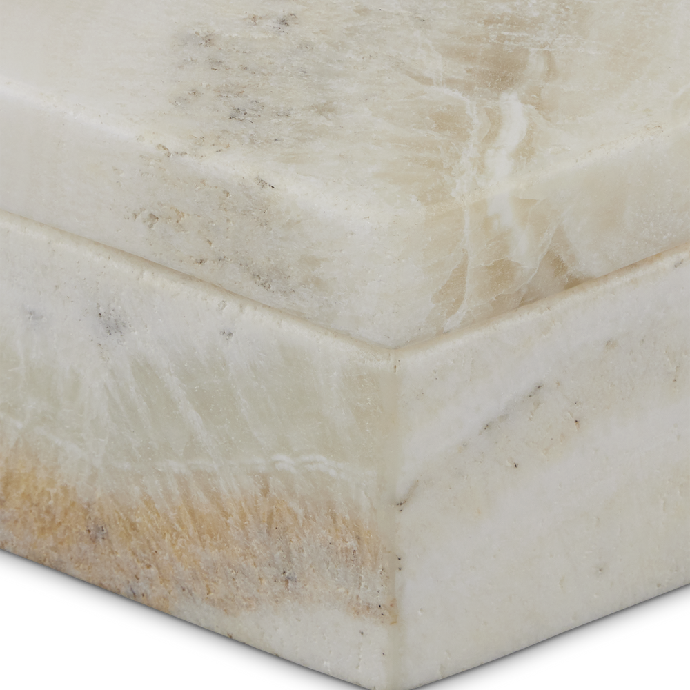 
                      
                        Arco Natural Onyx Hexagon Box.
                      
                    