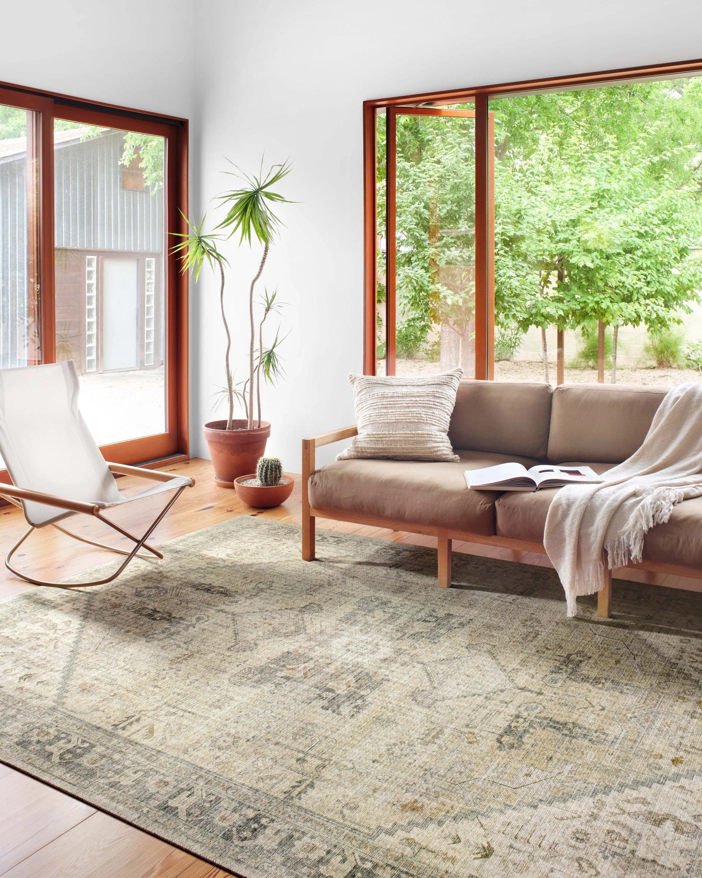 Loloi Skye Natural / Sand 6'-0" x 9'-0" Area Rug