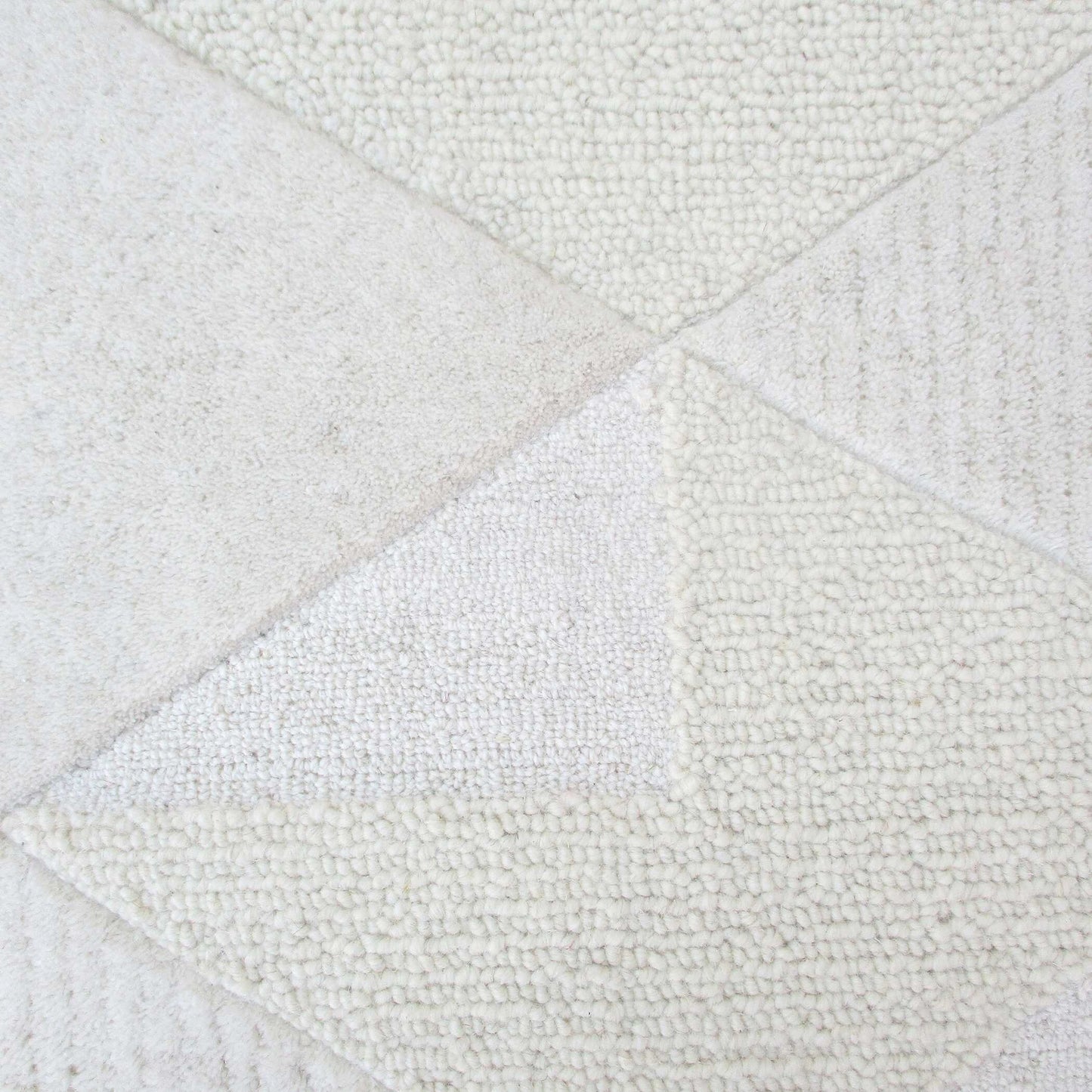 Uttermost La Veta Ivory 6 X 9 Rug