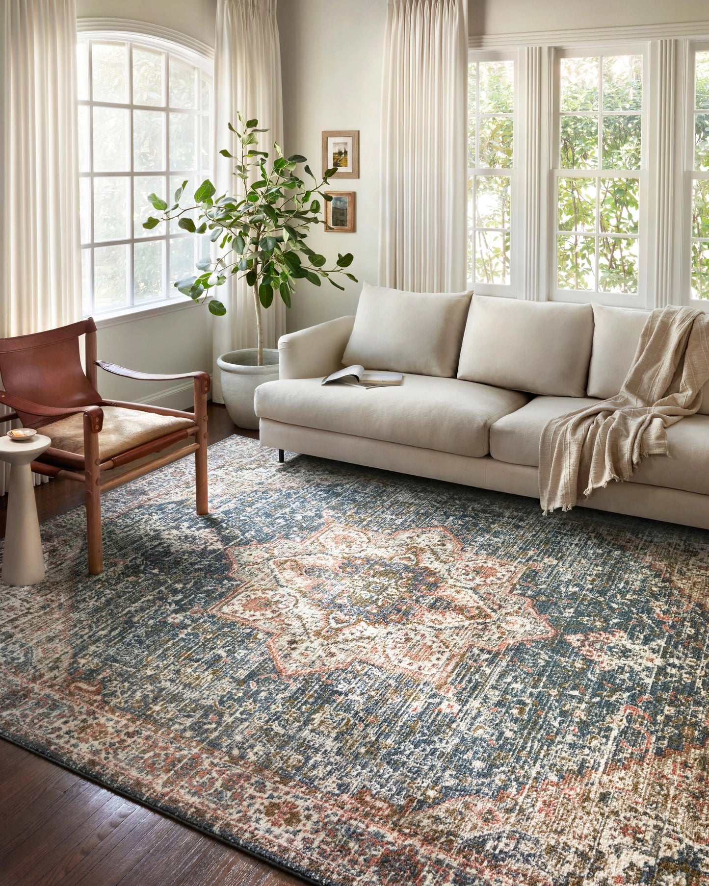 Loloi Saban Blue / Multi 9'-4" x 13' Area Rug