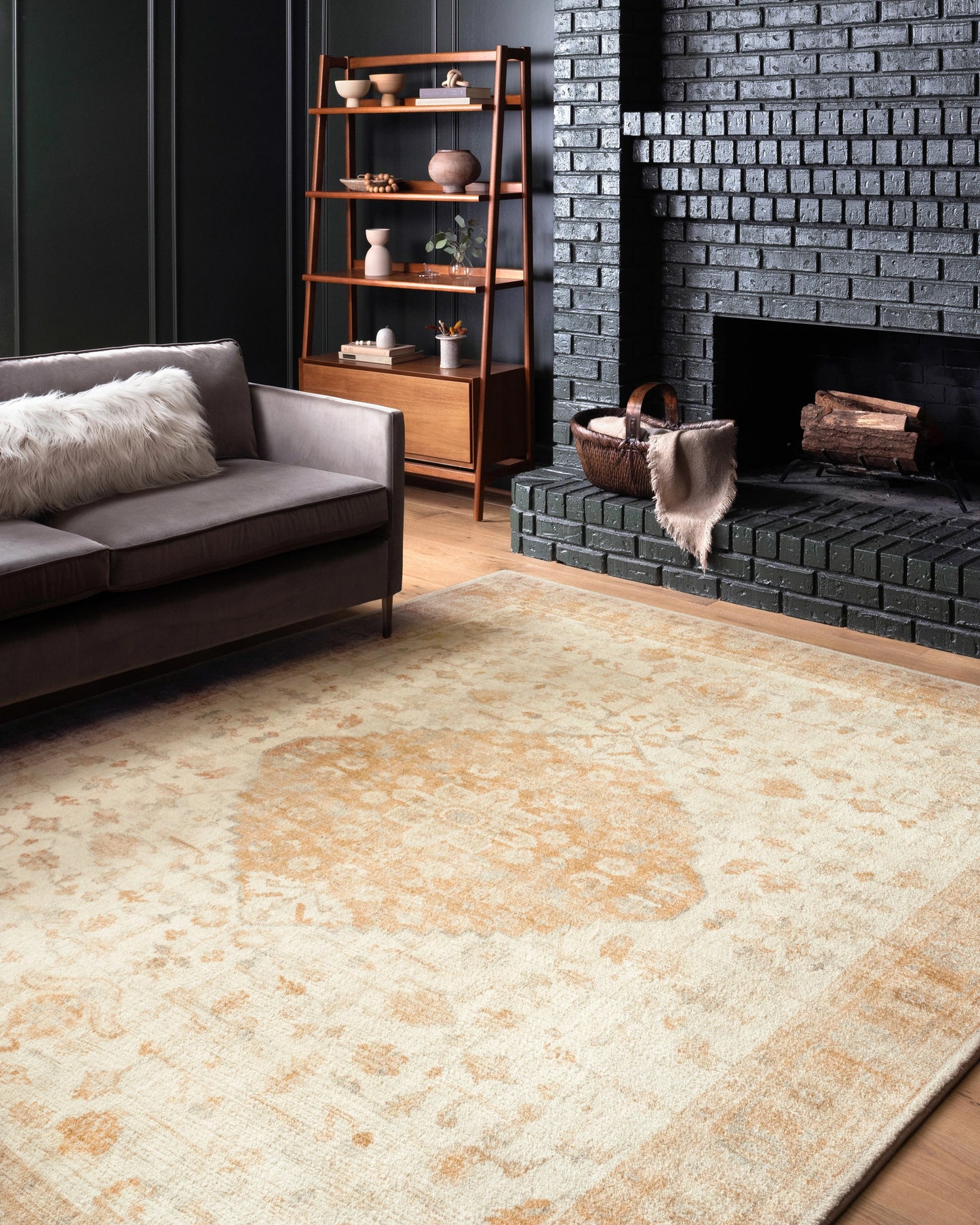 Loloi Rosette Ivory / Terracotta 2'-6" x 7'-6" Runner Rug