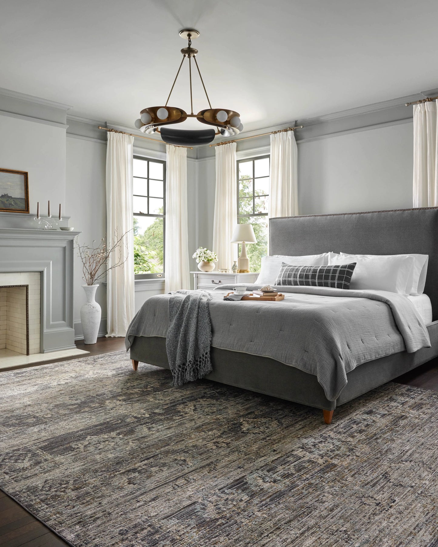 Jean Stoffer x Loloi Katherine Graphite / Jade 5'-3" x 5'-3" Round Accent Rug