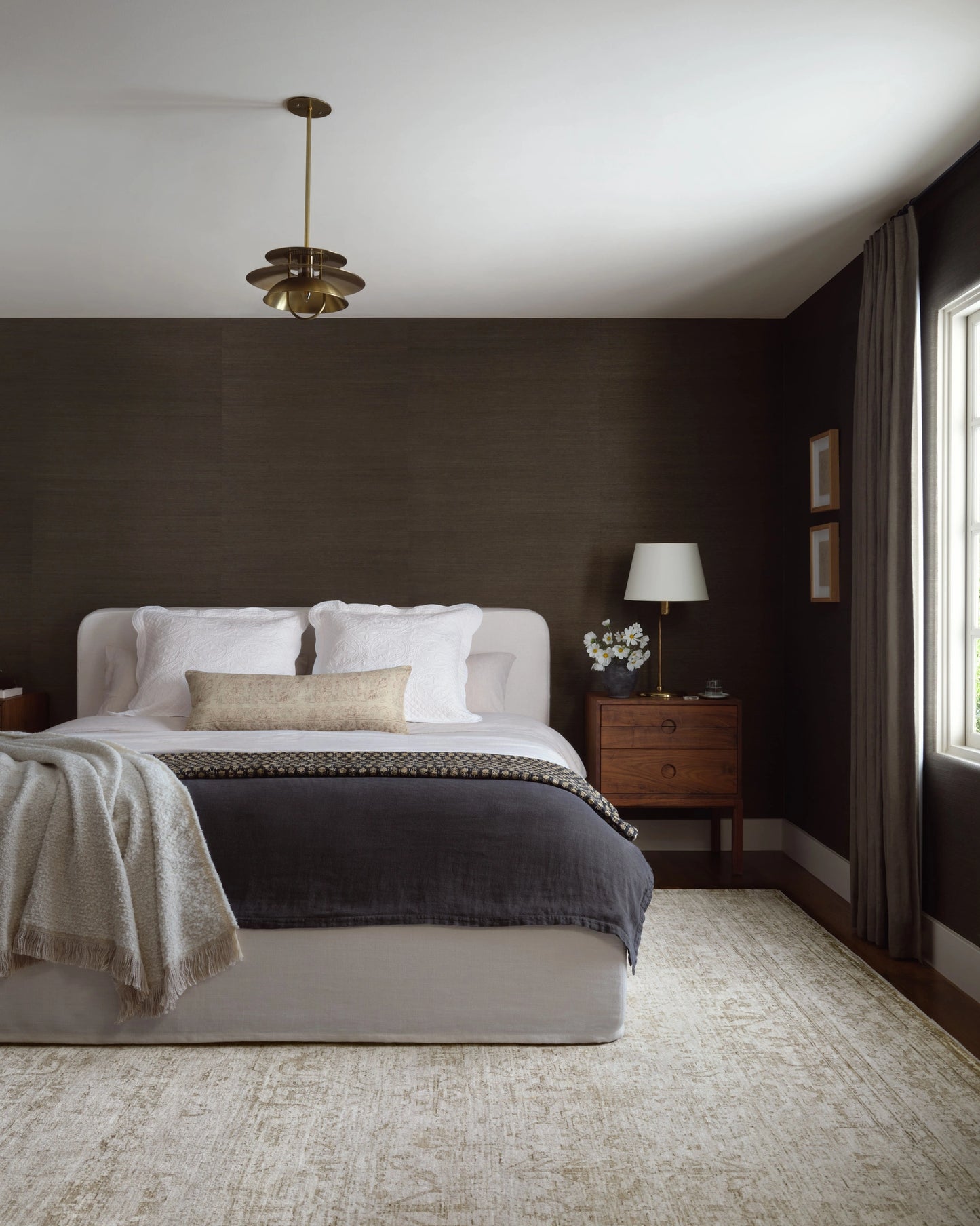 Amber Lewis x Loloi Honora Ivory / Natural 7'-10" x 10' Area Rug
