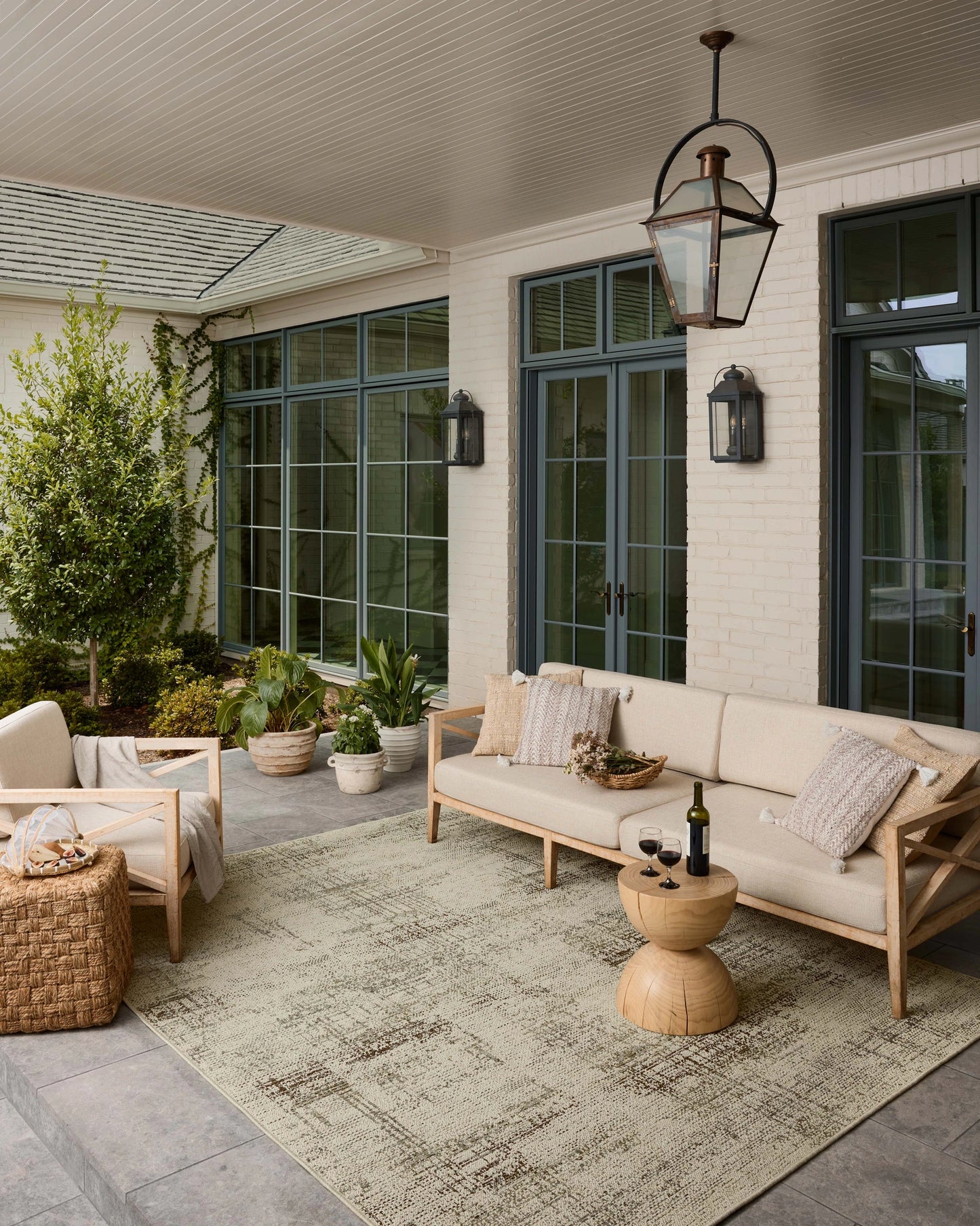 Loloi Saylor Ivory / Fog 9'-2" x 13' Indoor/Outdoor Area Rug