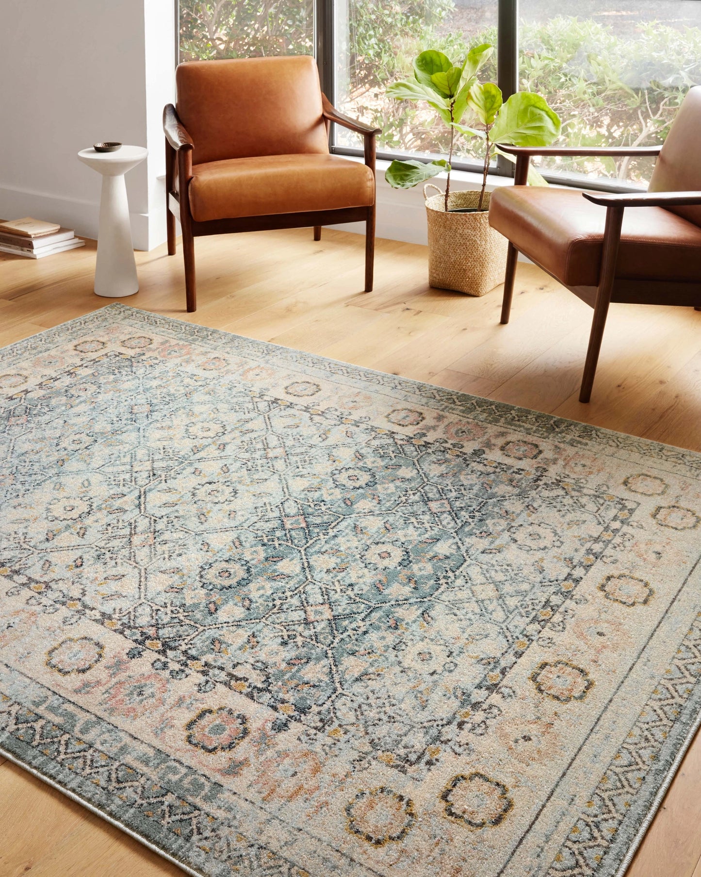 Loloi Jocelyn Sky / Multi 5'-5" x 7'-6" Area Rug