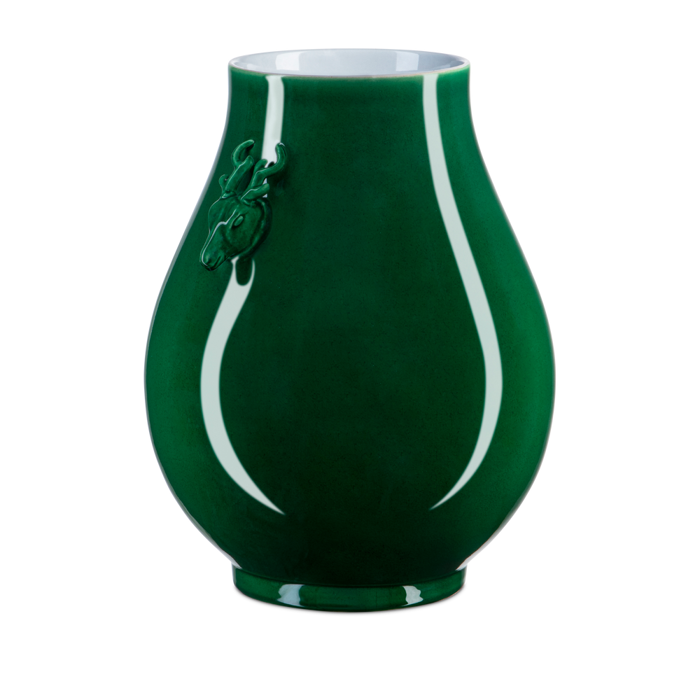 
                      
                        Imperial Green Deer Ears Vase.
                      
                    