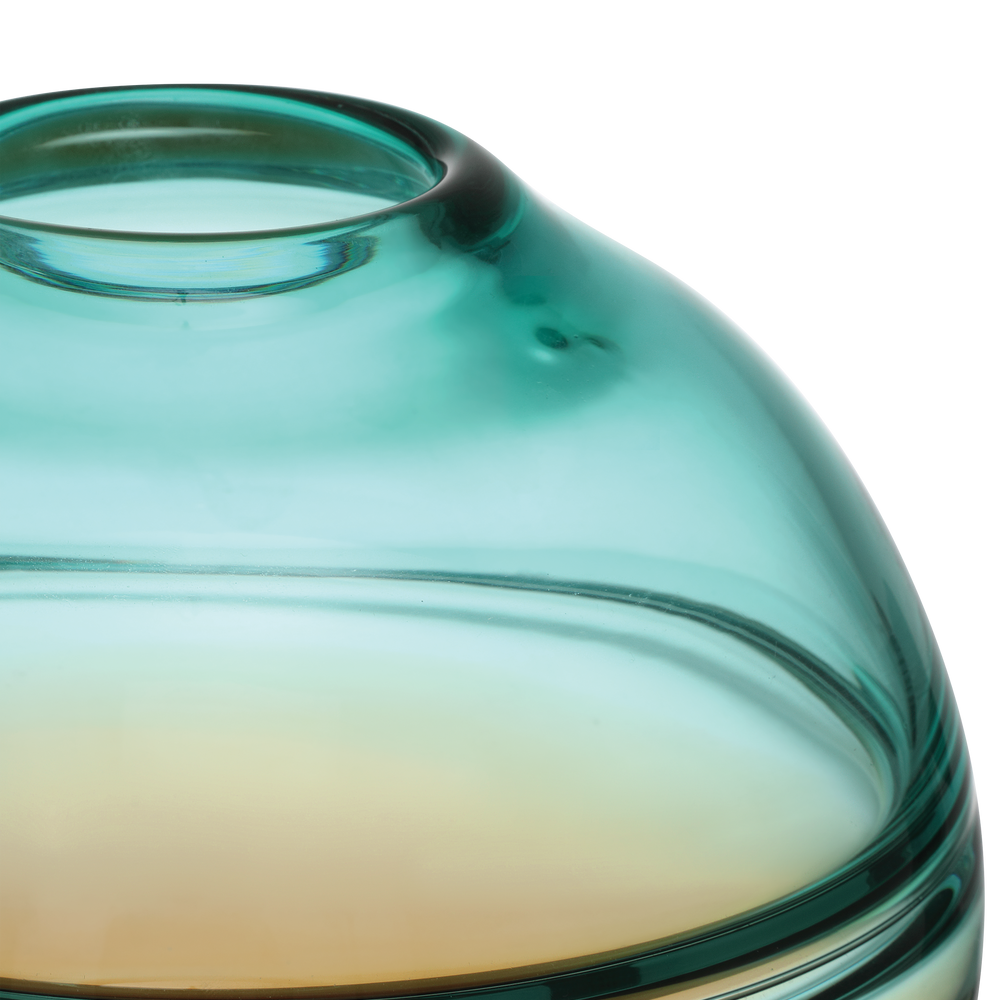 
                      
                        Tapio Vase Set of 3
                      
                    