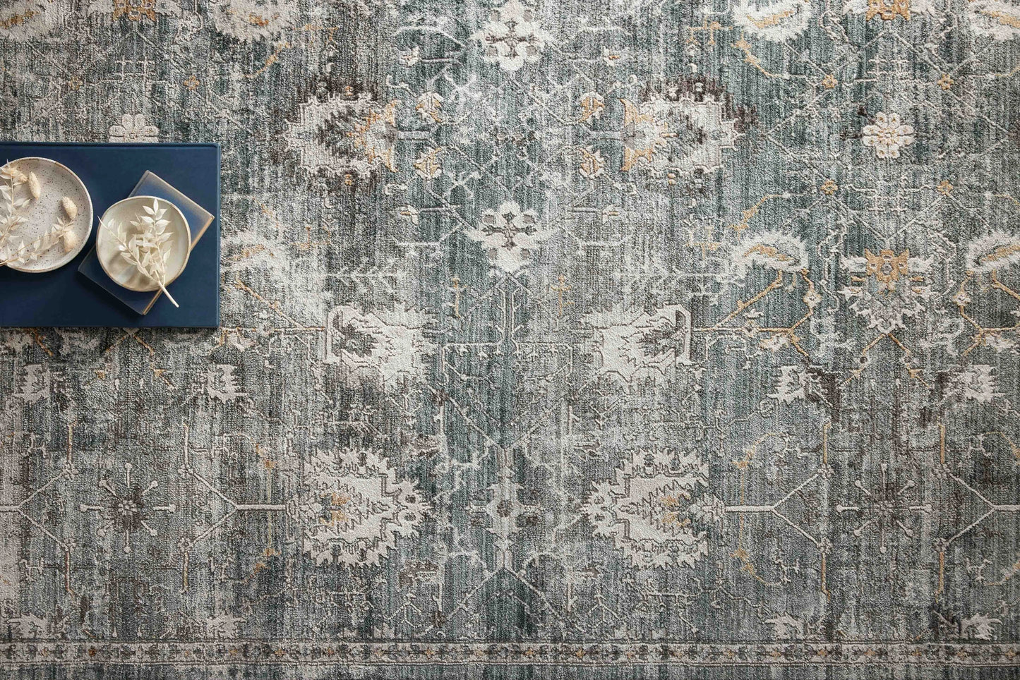 Loloi Bonney Lagoon / Ivory 18" x 18" Sample Rug