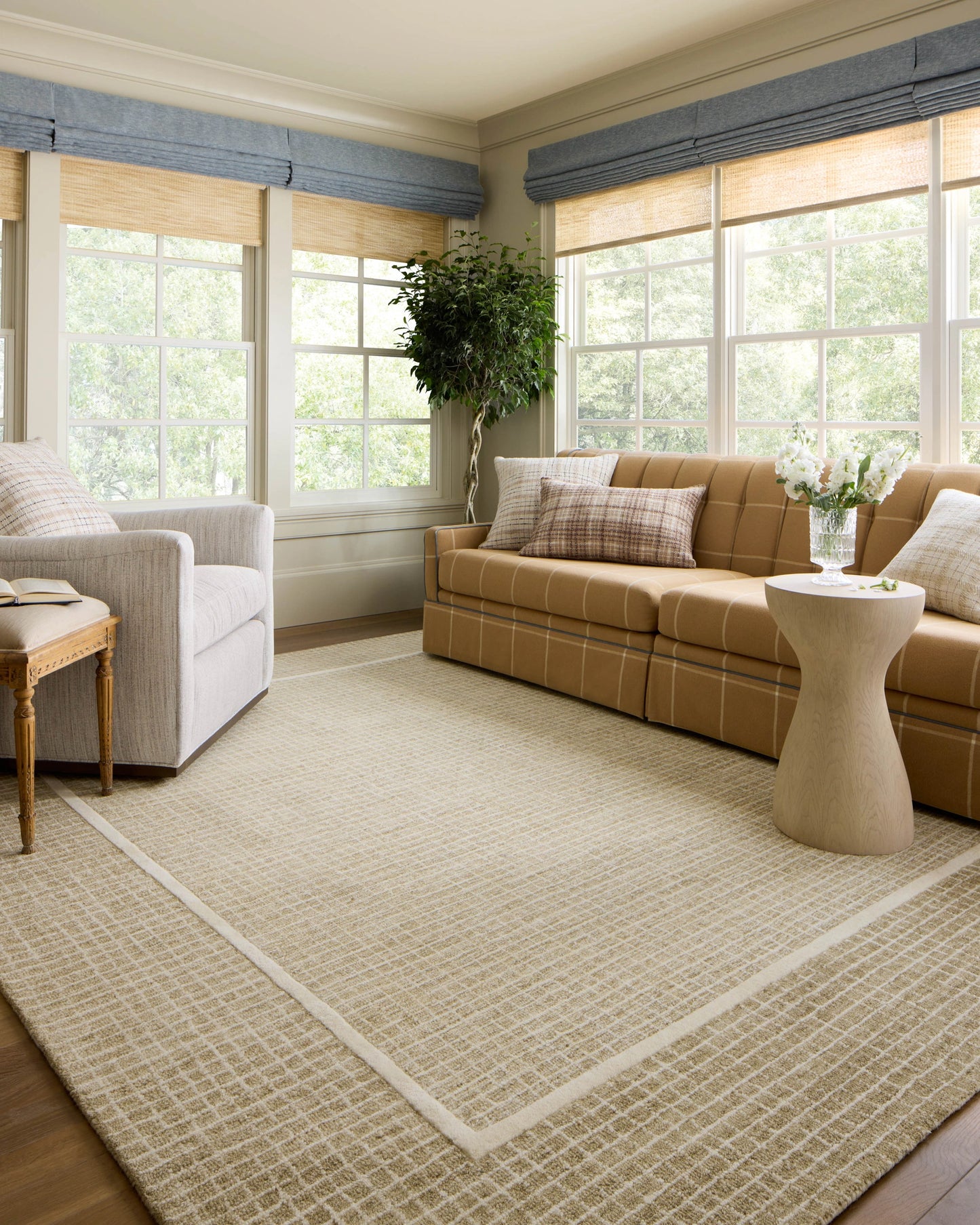 Chris Loves Julia x Loloi Briggs Wheat / Ivory 18" x 18" Sample Rug