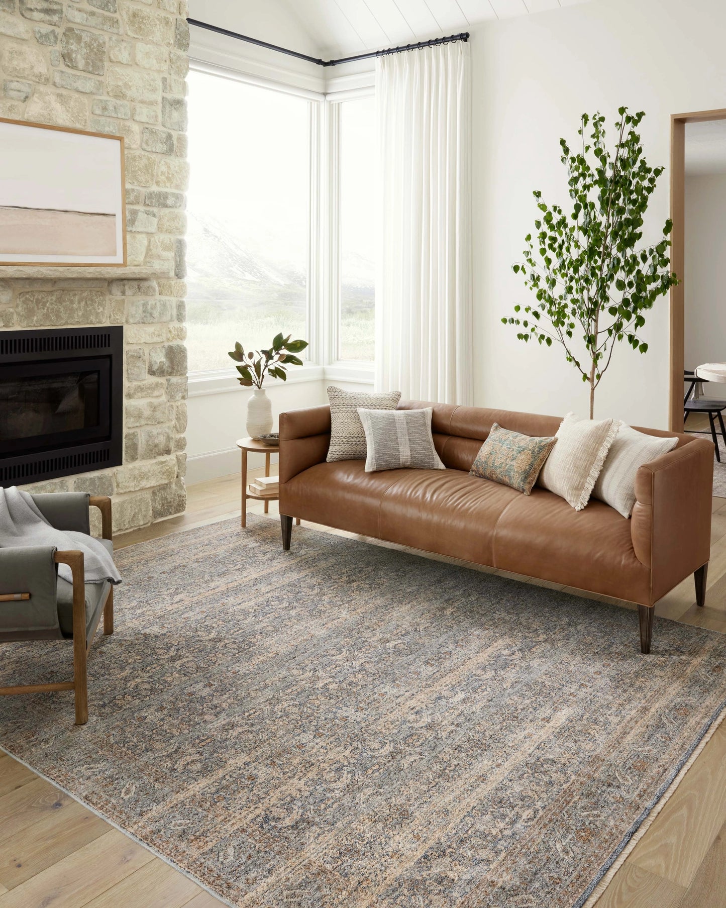 Angela Rose x Loloi Blake Ocean / Mocha 4'-0" x 5'-7" Accent Rug