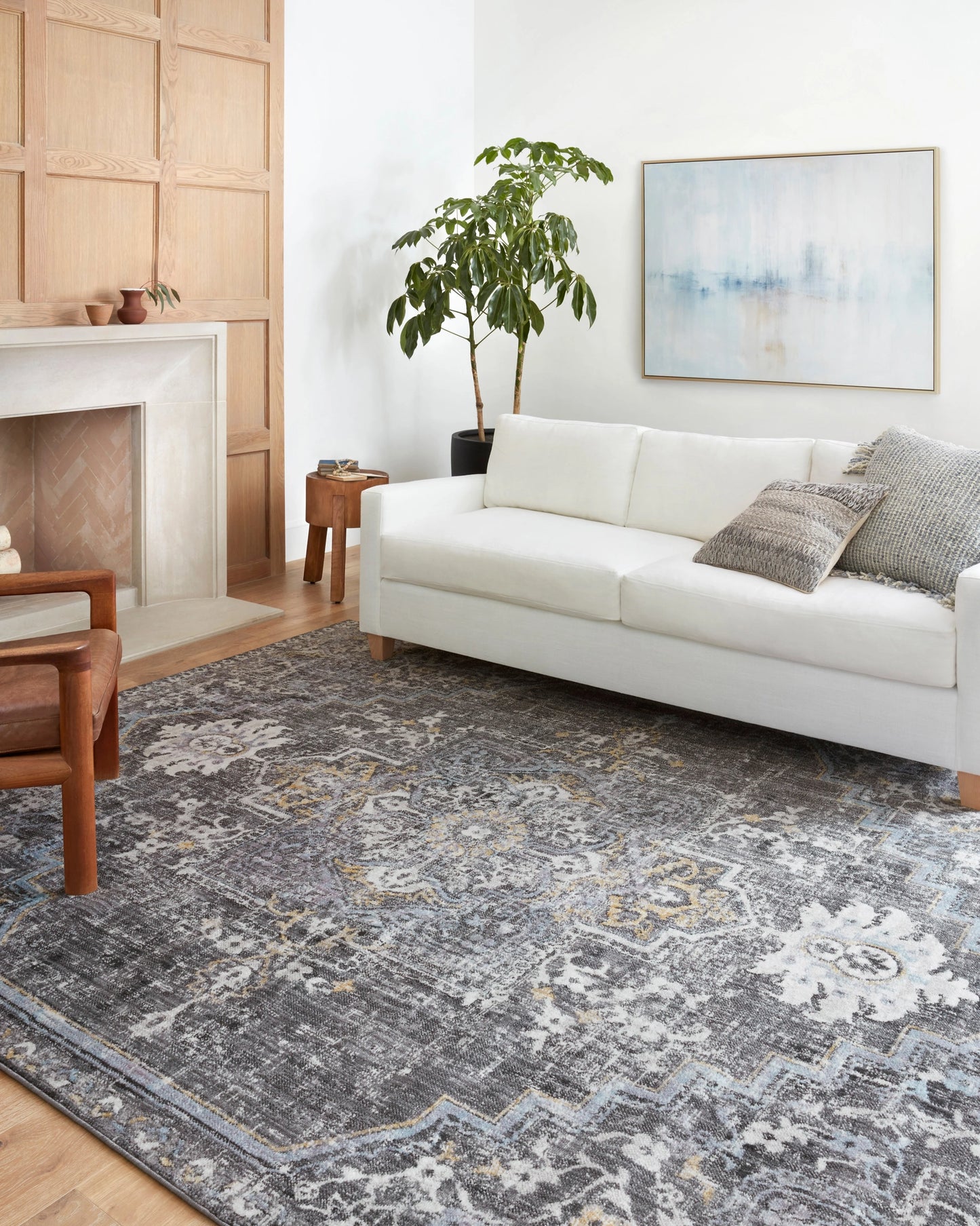 Loloi Cassandra Charcoal / Gold 18" x 18" Sample Rug