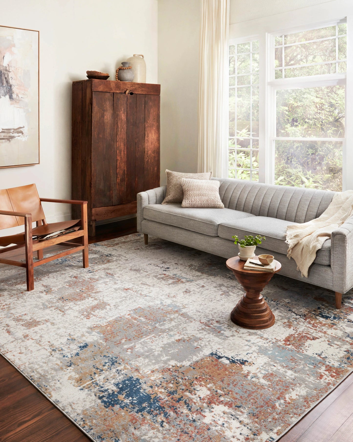 Loloi Bianca Ivory / Multi 7'-11" x 10'-6" Area Rug