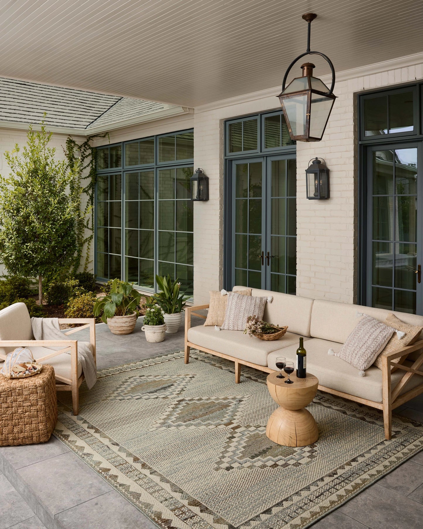 Loloi Saylor Ivory / Granite 9'-2" x 13' Indoor/Outdoor Area Rug