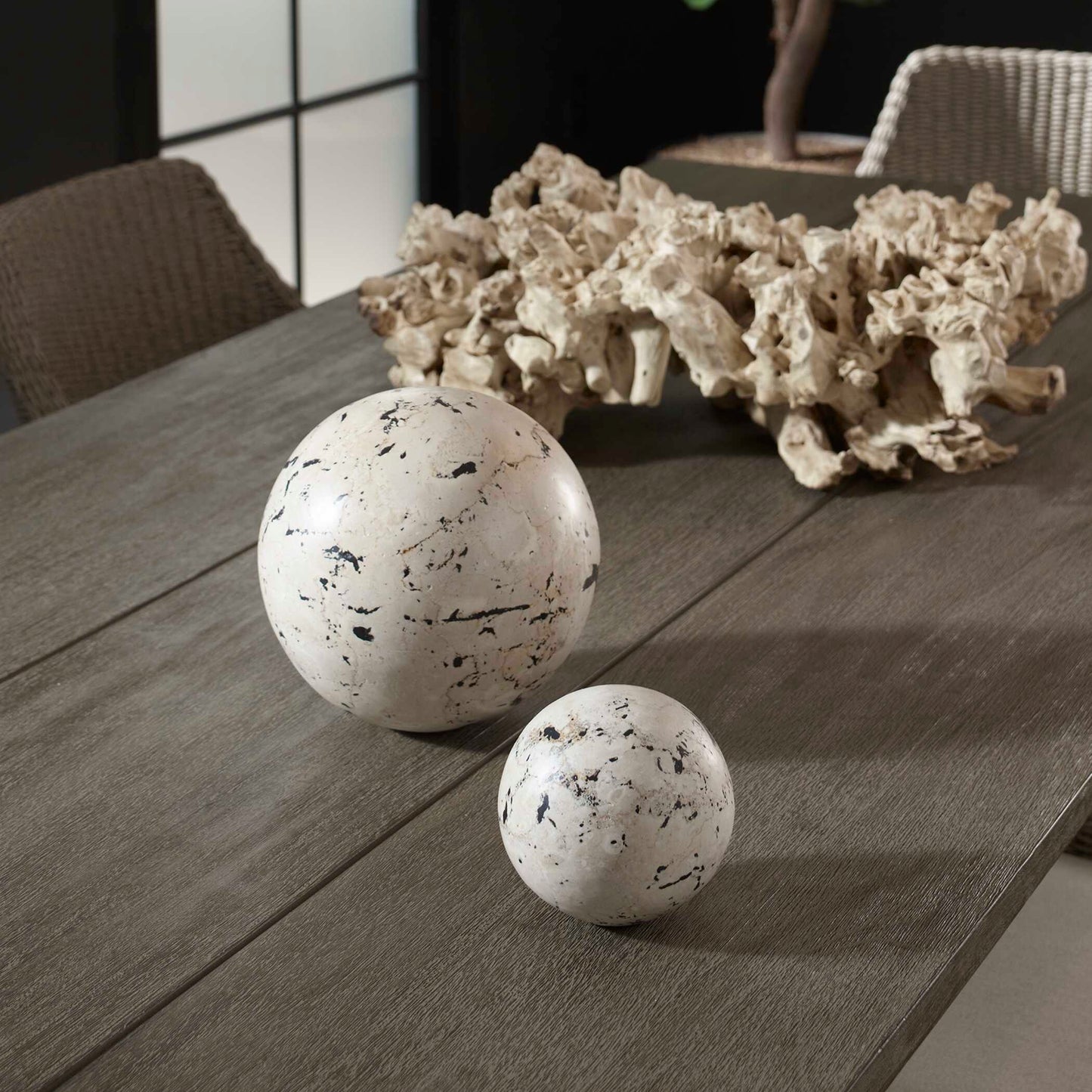Uttermost Nouveau Indoor-Outdoor Spheres Set/2