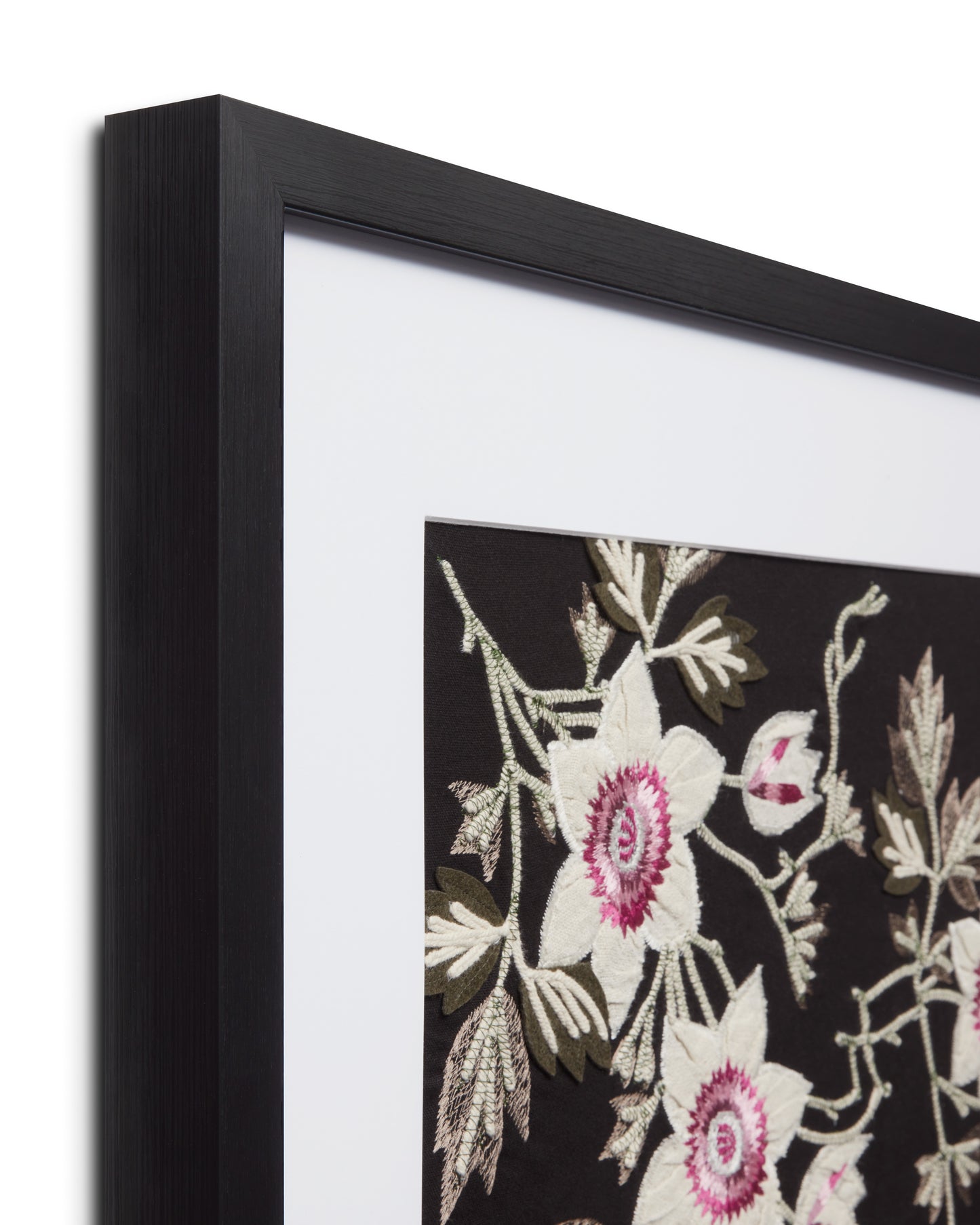 Loloi Passion Vine Black / Ivory 2'-6" X 2'-6" Wall Art