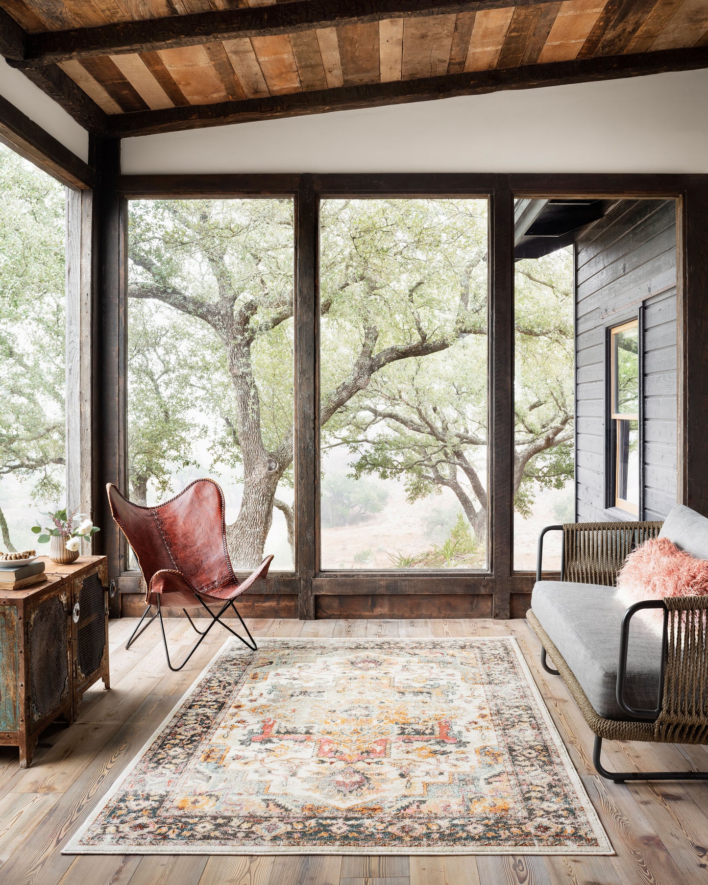 Loloi Clara Ivory / Charcoal 9'-3" x 13' Area Rug