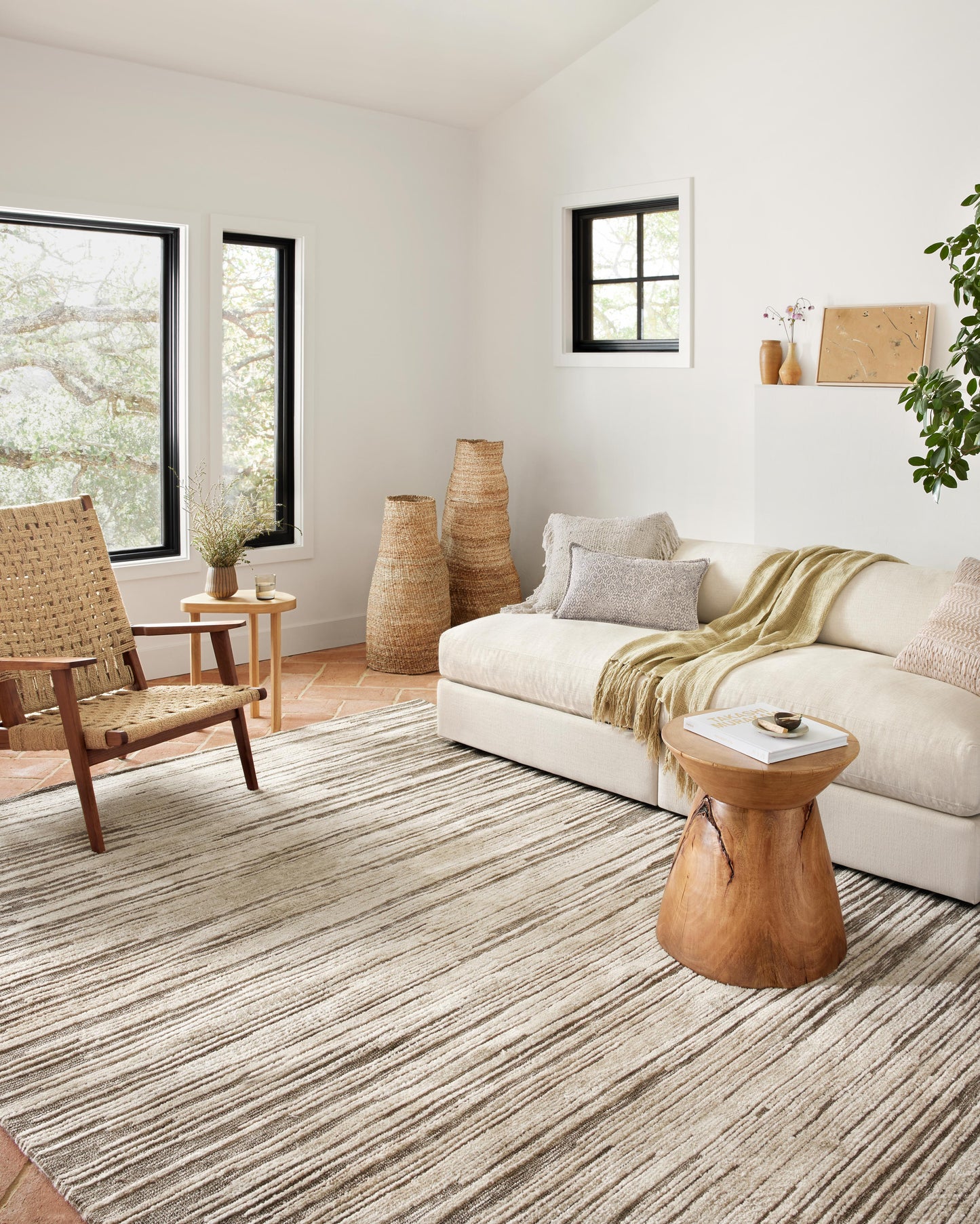 Loloi Neda Taupe / Stone 5'-0" x 7'-6" Area Rug