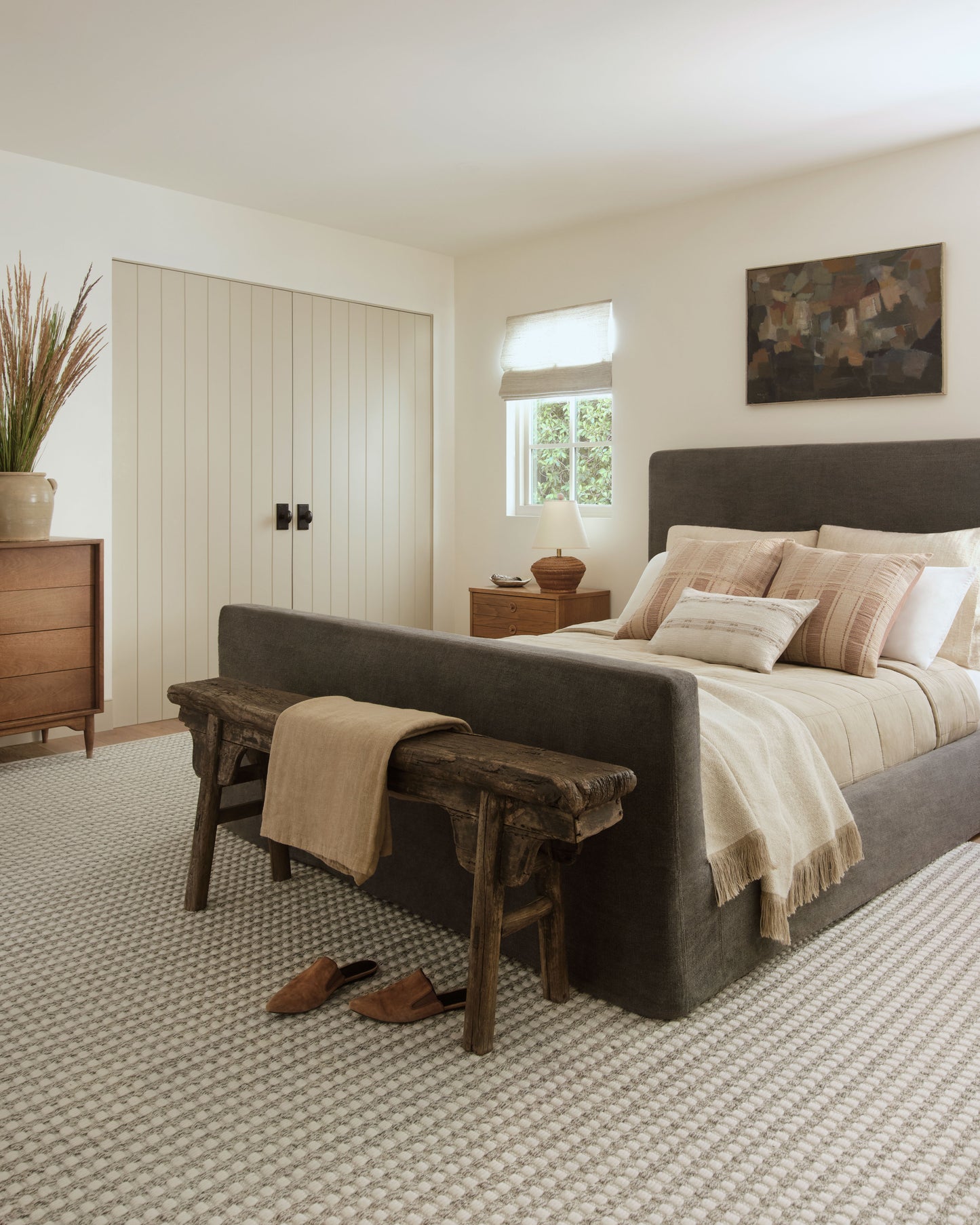 Amber Lewis x Loloi Ojai Ivory / Stone 18" x 18" Sample Rug