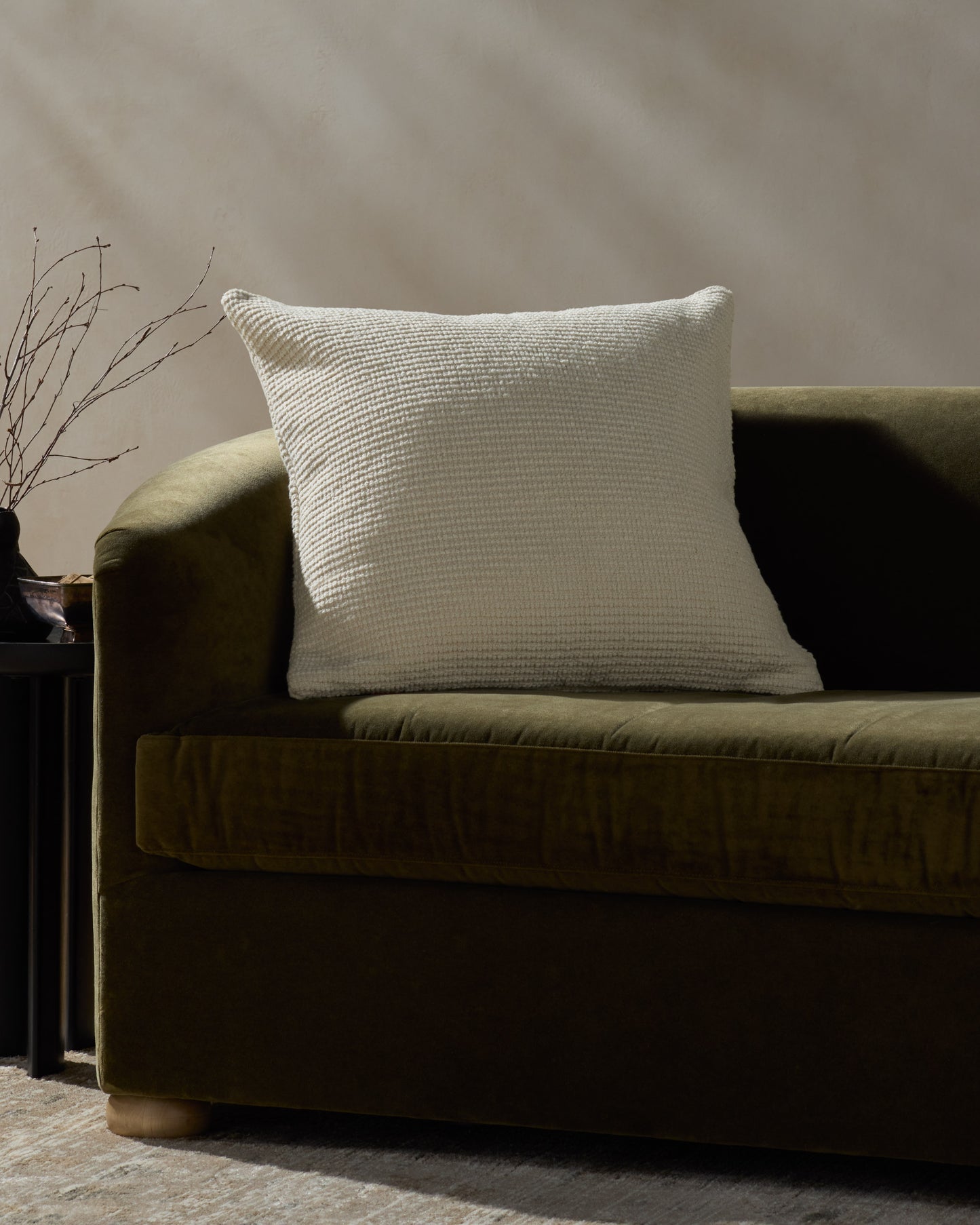 Jeremiah Brent x Loloi Bedford Ivory 24'' x 24'' Pillow Cover w/Down