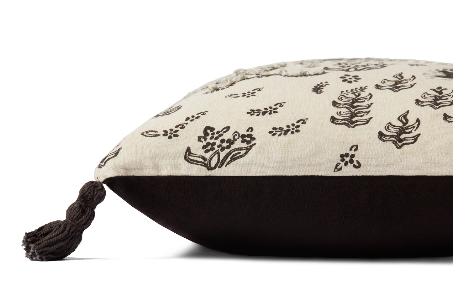 Loloi PLL0025 Ivory / Black 18" x 18" Cover w/Down Pillow