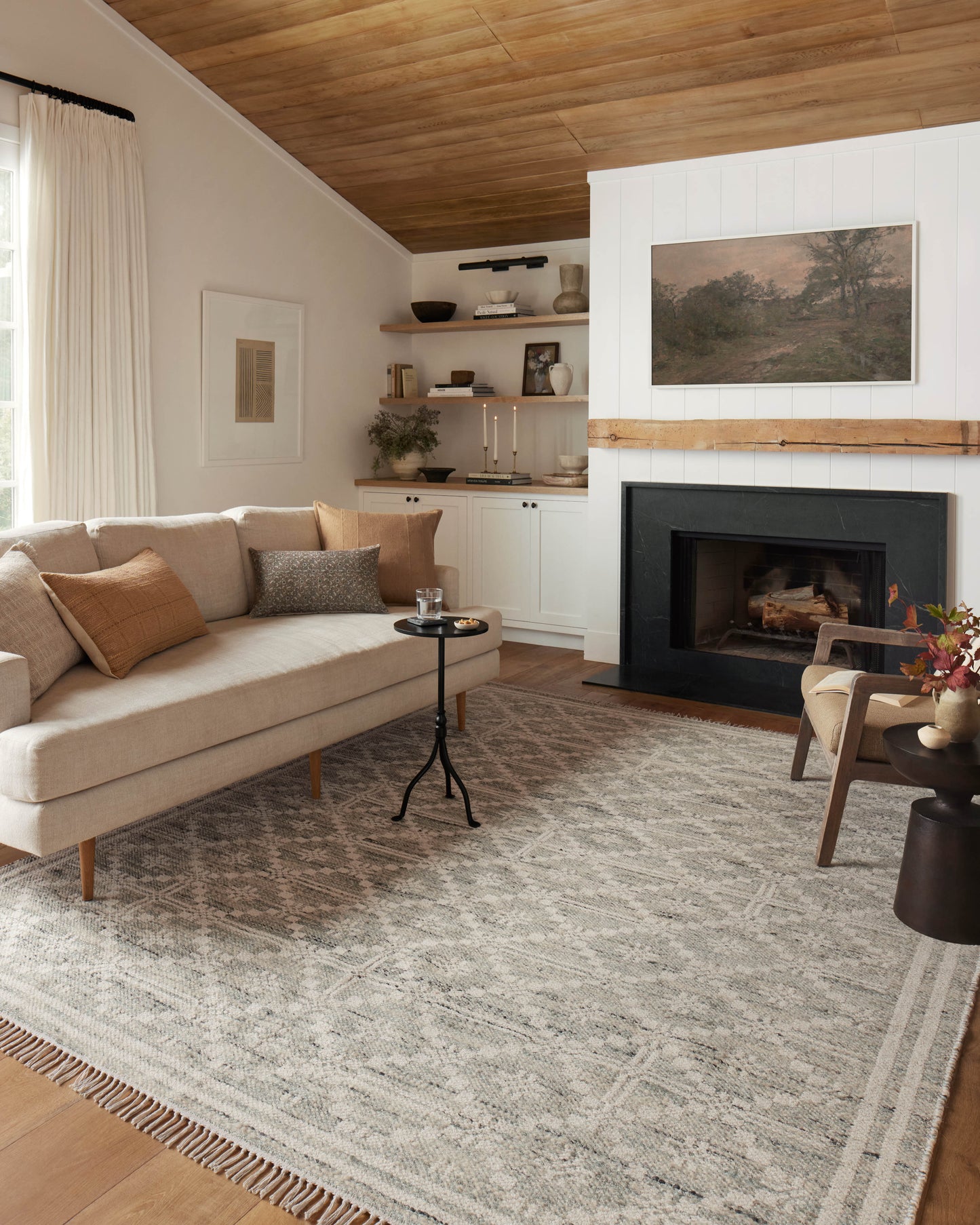 Angela Rose x Loloi Rivers Lagoon / Ivory 3'-6" x 5'-6" Accent Rug